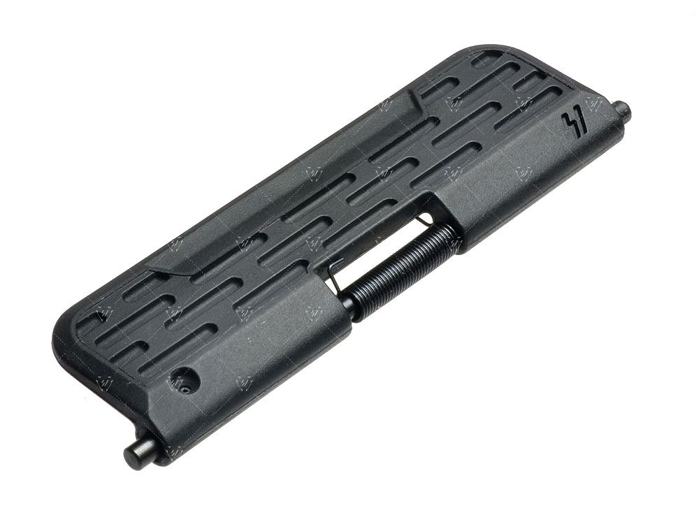 STRIKE INDUSTRIES - Ultimate Dust Cover for AR 15 (สีดำ)