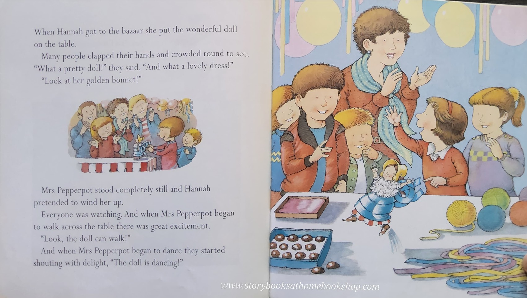 หนังสือนิทานปกอ่อน ** 🍅🍓MRS PEPPERPOT AT THE BAZAAR