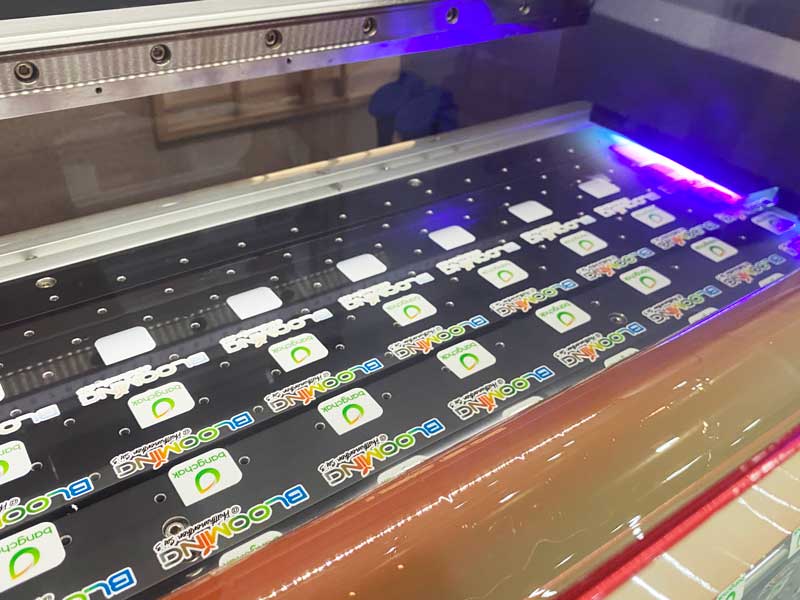 ฟิล์มรูปลอก, ฟิล์มโลโก้, ฟิล์มลอกโลโก้, ผลิตฟิล์ม UV DFT, ทำฟิล์ม UV DTF, ฟิล์ม 3D, สติกเกอร์ UV DFT, สติกเกอร์ UV DTF, ฟิล์ม UV DFT, ฟิล์ม UV DTF, UV DTF, dtftransfer, decals, decalsticker, ฟิล์มคริสตัล, crystal film, DTF UV