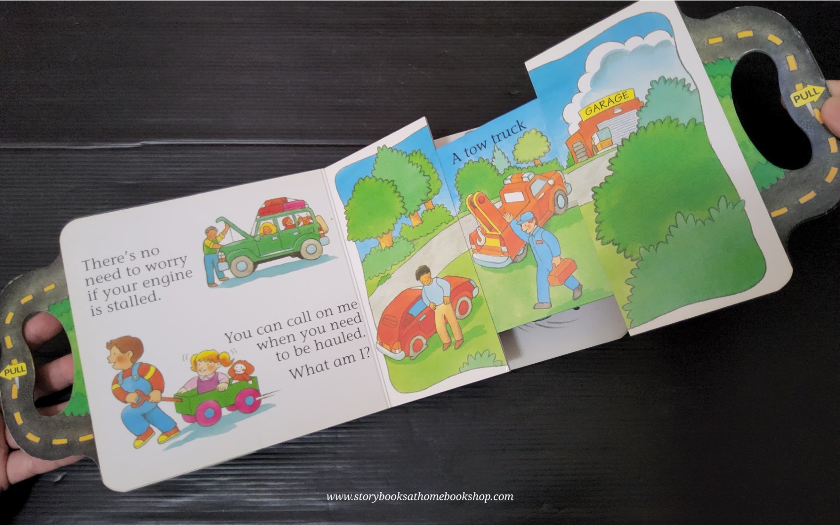 SLIDE AND PEEK BOARD Book** ð
THINGS THAT GO