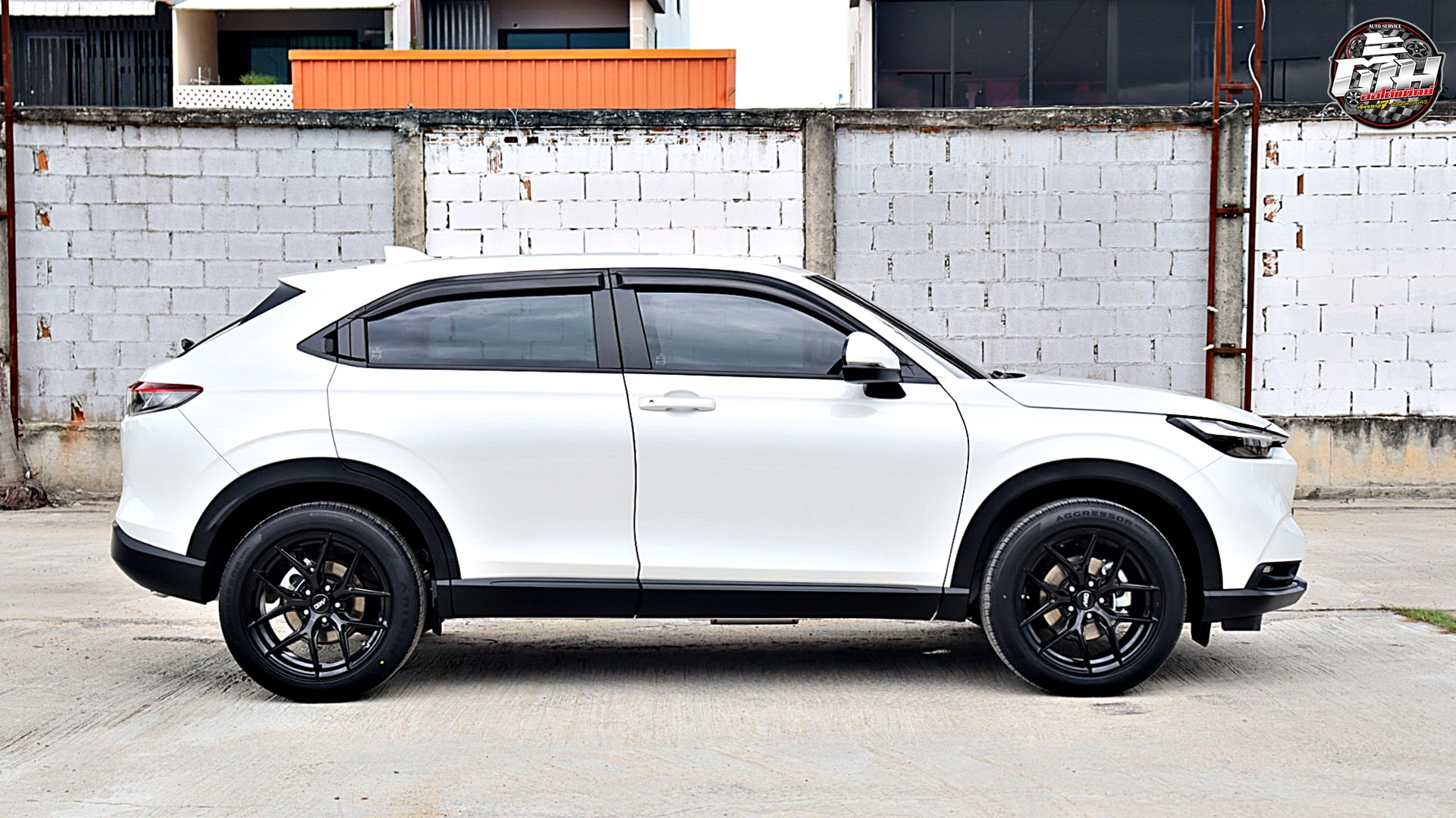 ALL New HONDA HRV เปลี่ยนล้อยาง ล้อ BW B157 ขอบ18นิ้ว ยาง ARISUN ZP01 235/50R18 101W