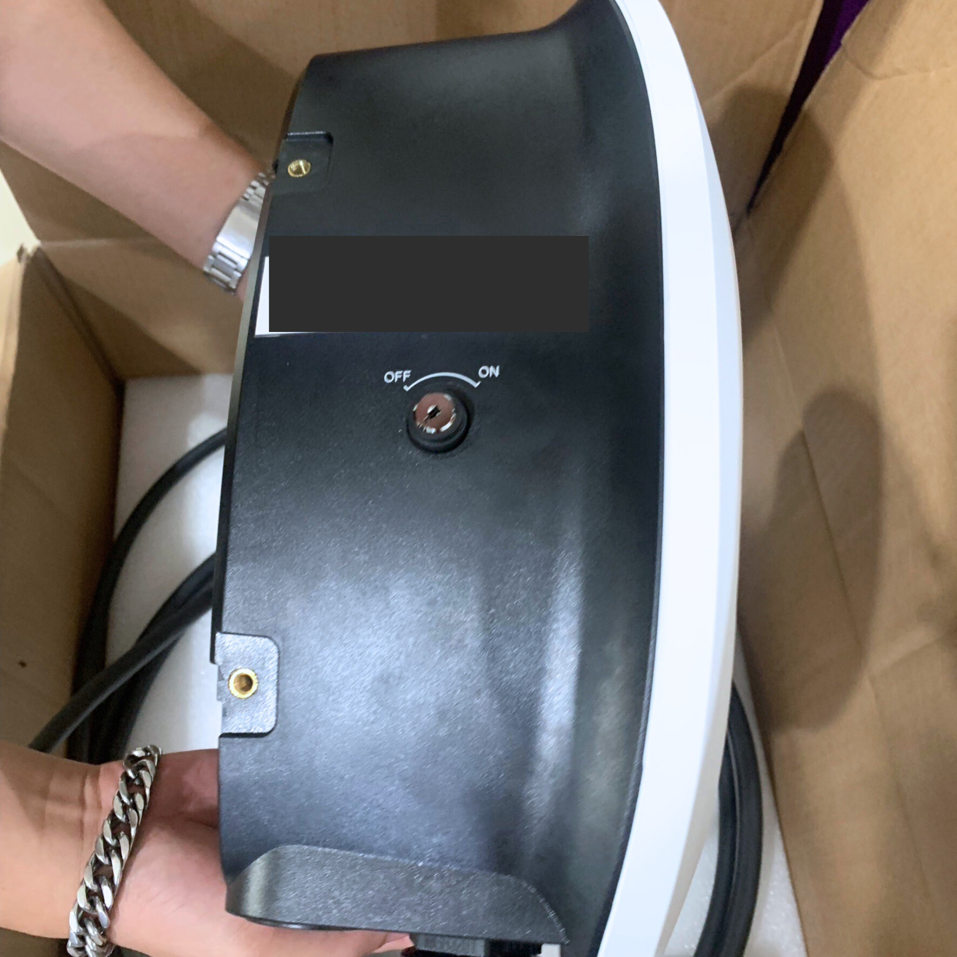 เครื่องชาร์จรถยนต์ไฟฟ้า เครื่องชาร์จรถ EV Delta EV Charger รุ่น AC MAX Basic ขนาด 7.4-22 KW เฉพาะเครื่อง ไม่รวมค่าติดตั้ง