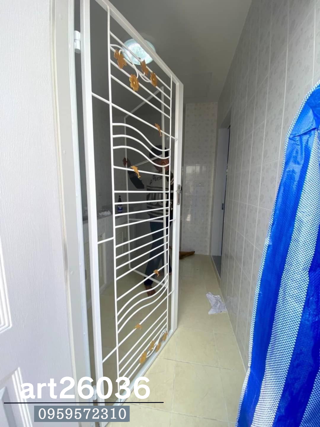 เหล็กดัด พร้อมมุ้งลวด กระจกบานเลื่อน ประตู หน้าต่าง