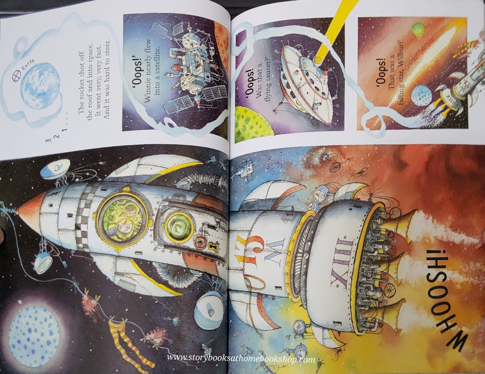 หนังสือนิทานปกอ่อน** 🍅WINNIE AND WILBUR IN SPACE by Valerie Thomas and Korky Paul