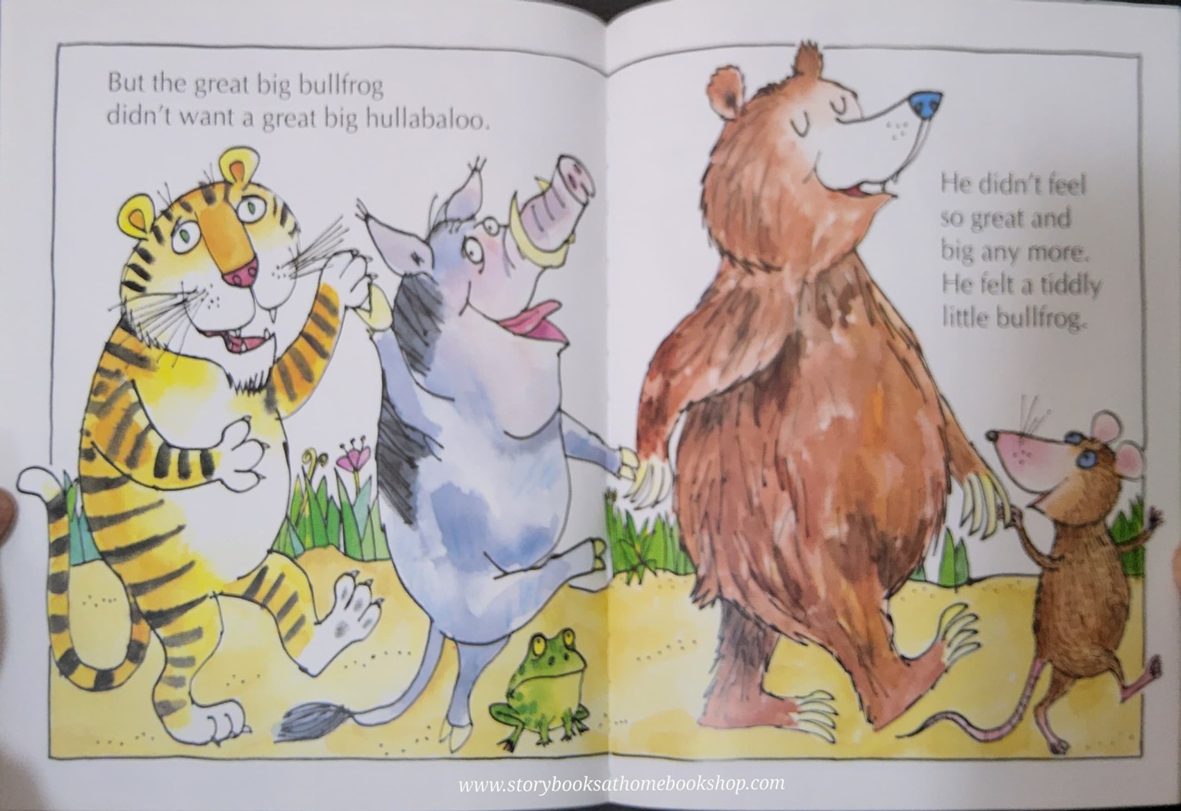 หนังสือนิทานปกอ่อน ** 🍅🍓HELLO GREAT BIG BULLFROG BY COLIN WEST