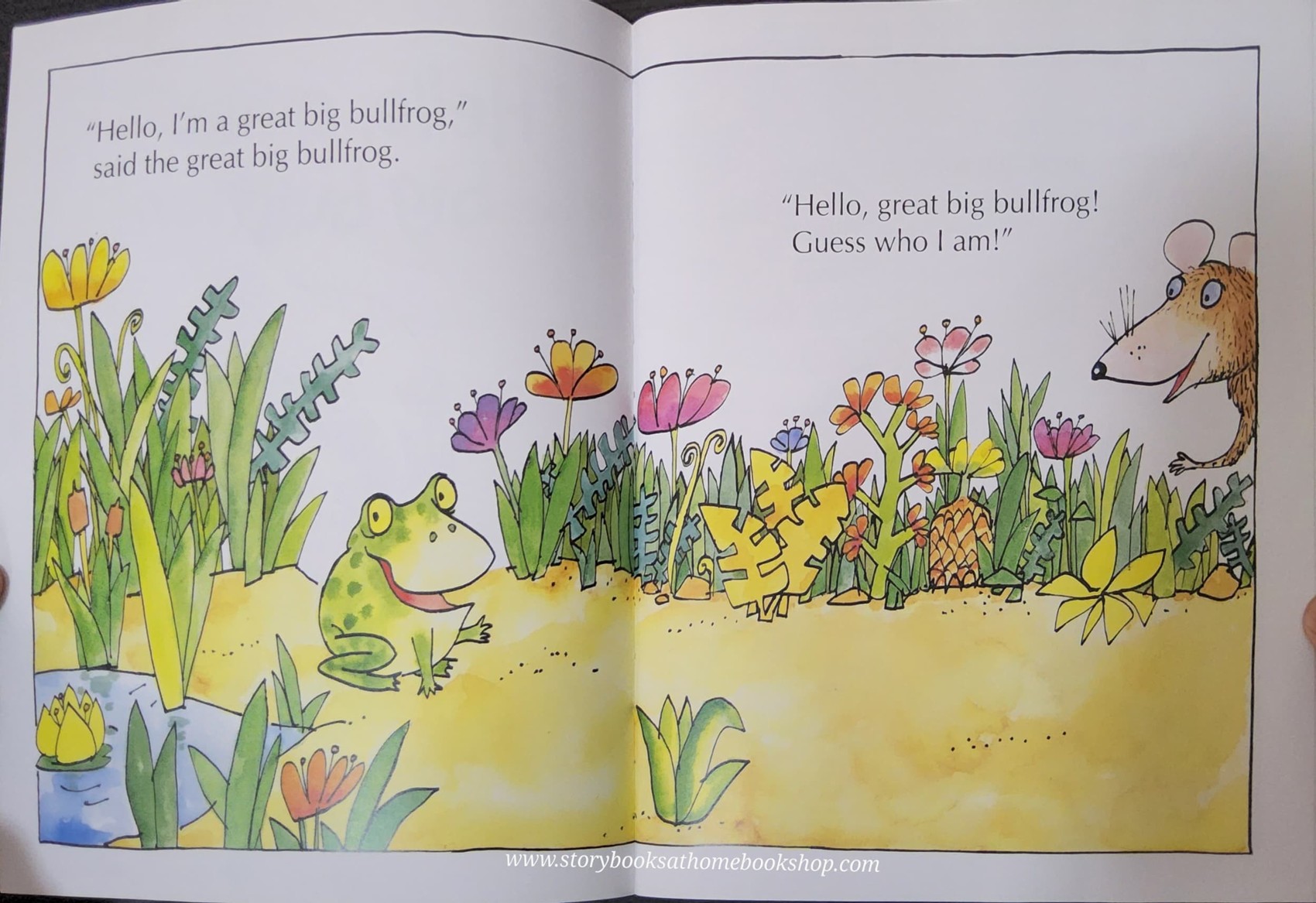 หนังสือนิทานปกอ่อน ** 🍅🍓HELLO GREAT BIG BULLFROG BY COLIN WEST
