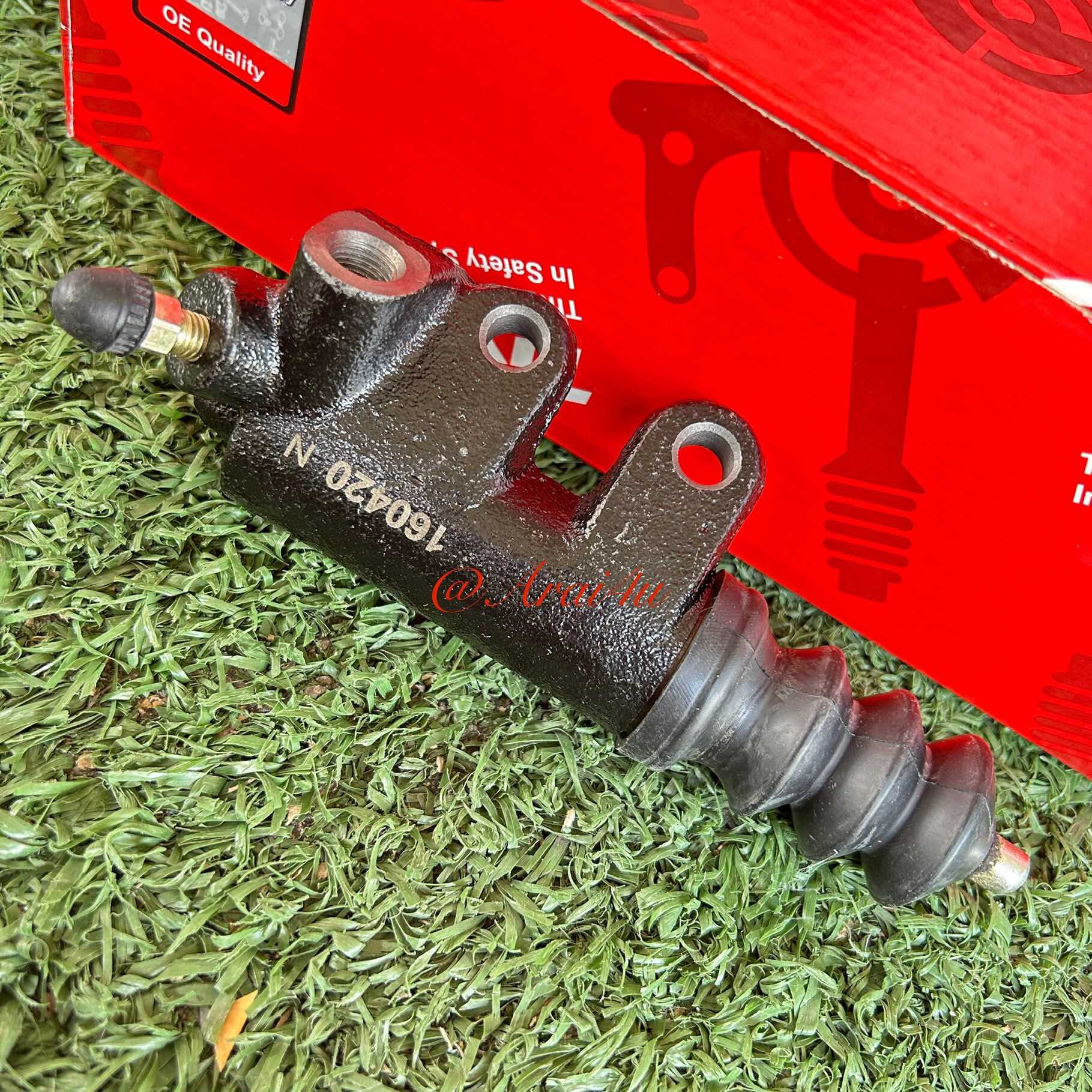 TRW แม่ปั๊มคลัชล่าง TOYOTA ALTIS '02-13, ALL NEW ALTIS 14 13/16" PJF703