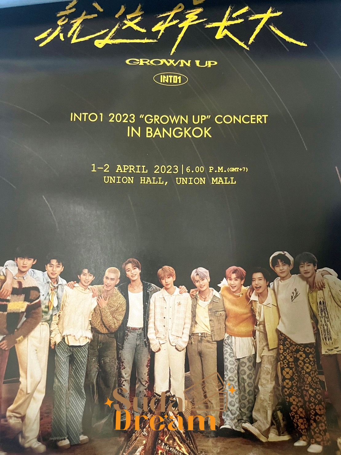 โปสเตอร์คอนเสิร์ต INTO1 ที่ไทย