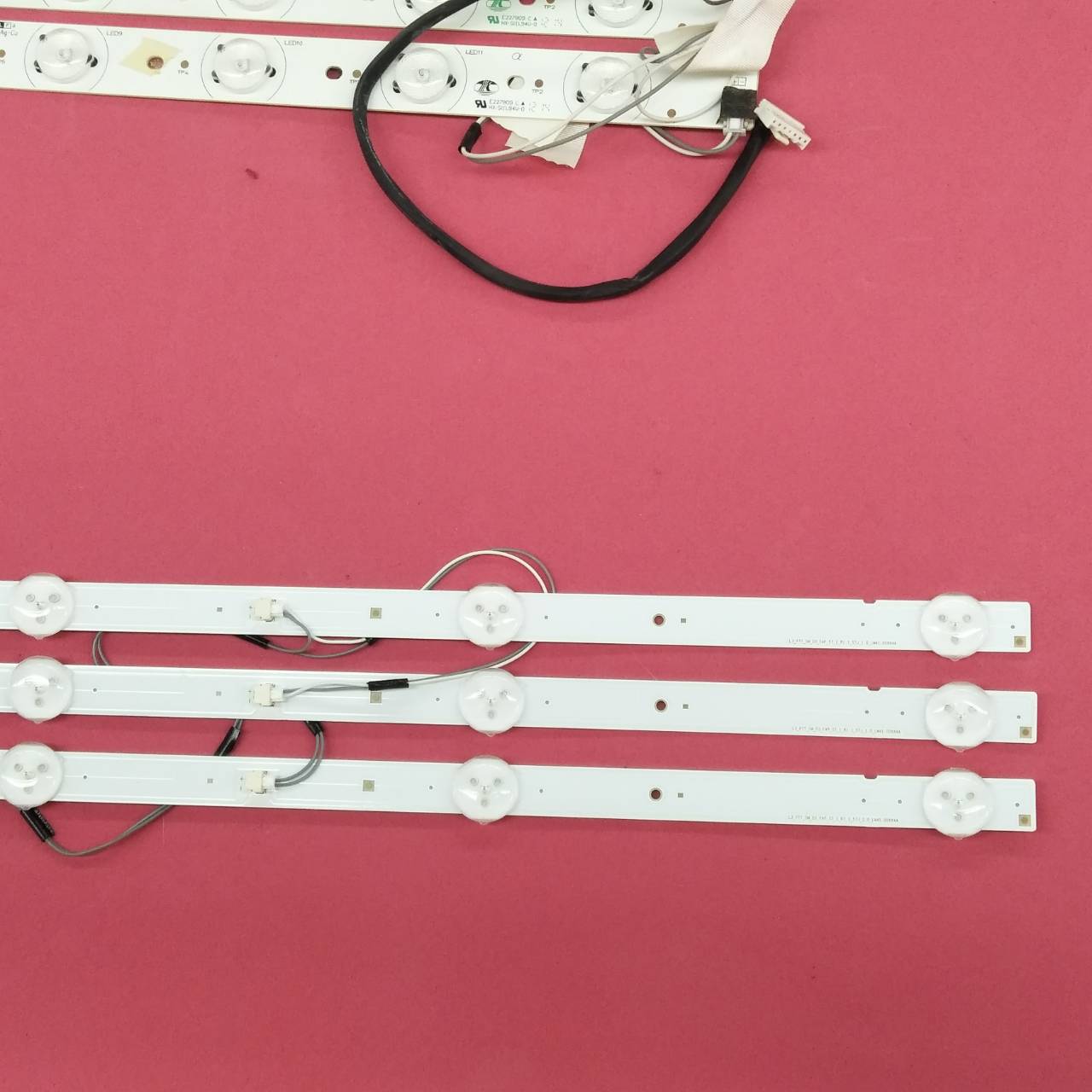 หลอดแบล็คไลท์ SONY(โซนี่) มือสองพร้อมใช้งาน ใช้กับรุ่นKDL-43W660F KDL-43W660G (1ชุด3แถว แถวละ7ดวง)