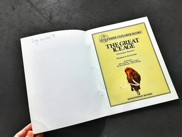 Knowledge Book ð
ðKINGFISHER EXPLORER BOOKS:THE GREAT ICE AGE