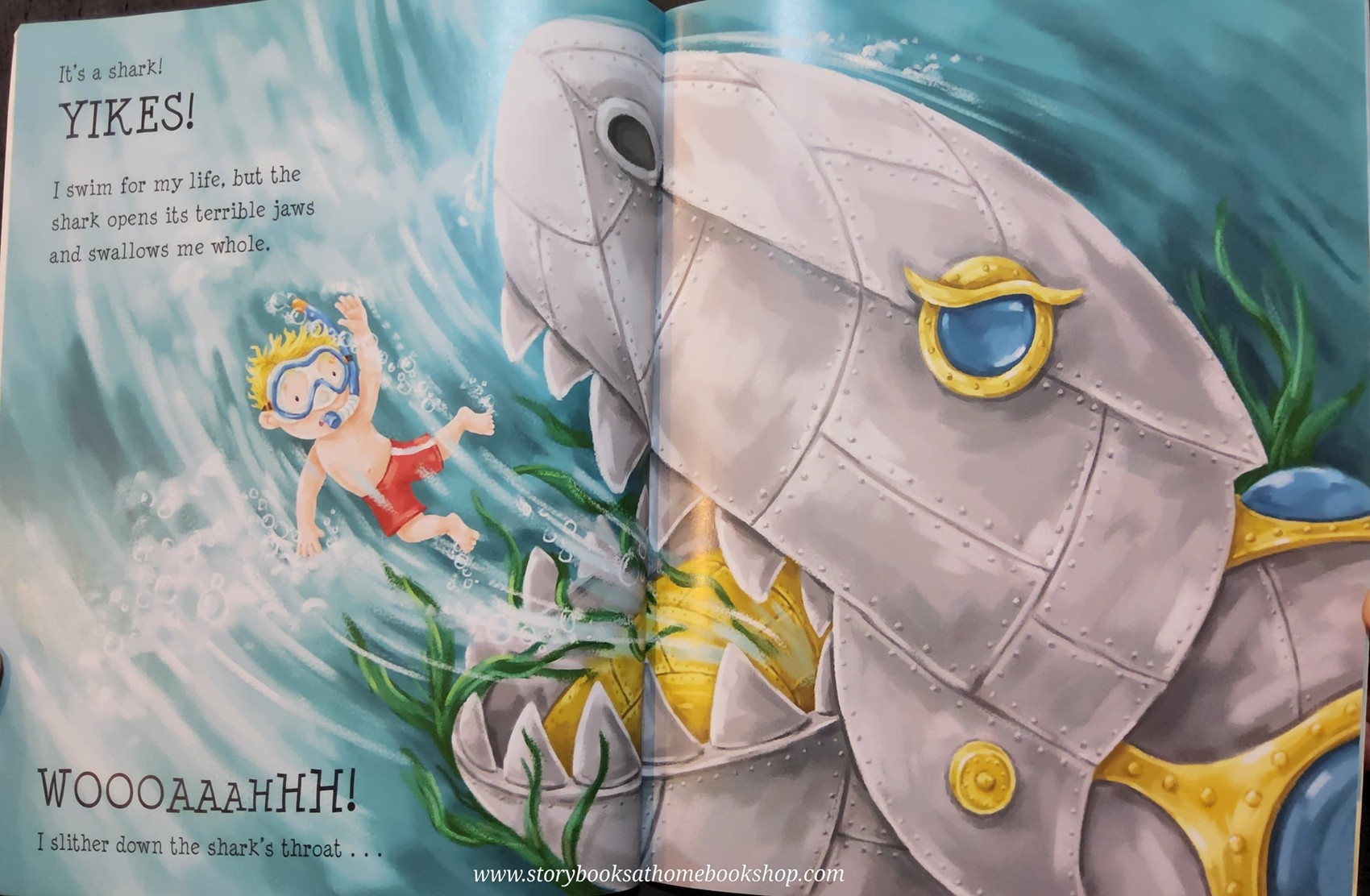 หนังสือนิทานปกอ่อน** ♥️PLUNGE INTO THE PIRATE POOL♥️