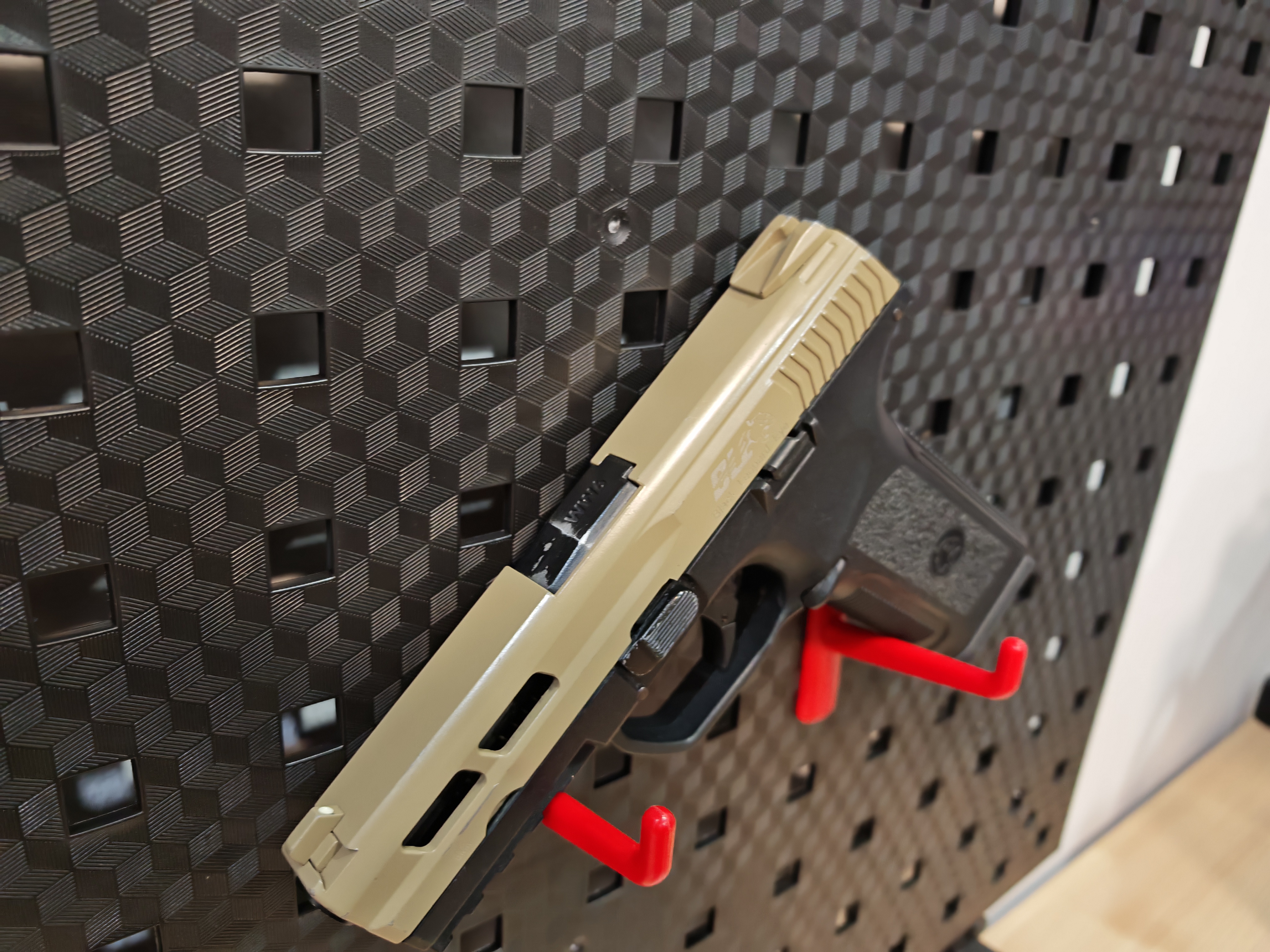 ICS BLE-006-SD4 XAE GAS PISTOL TWO-TONE Revo Valve System GBB ไต้หวัน BB Gun บีบีกัน แบบแก๊ส ปืนอัดลม มือสอง Airsoft Gun