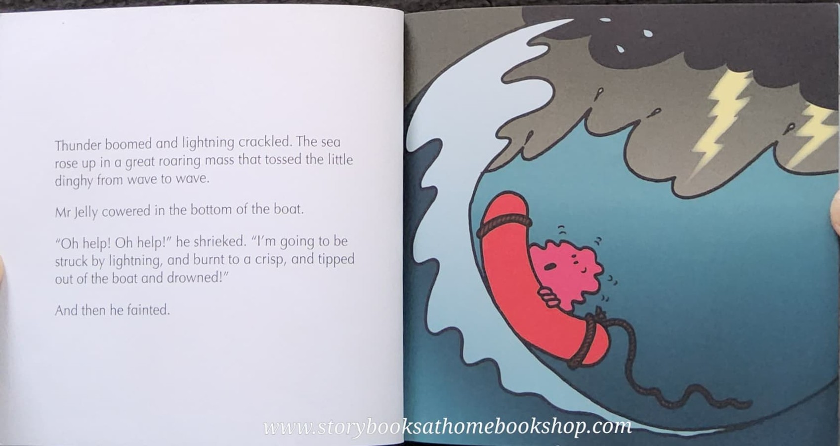 หนังสือ Bestseller Small book** **หนังสือนิทานปกอ่อน** 👉LITTLE MISS&MR.MEN👍 🍅🍅MR.JELLY AND THE PIRATES by Roger Hargreaues ปกกริทเตอร์