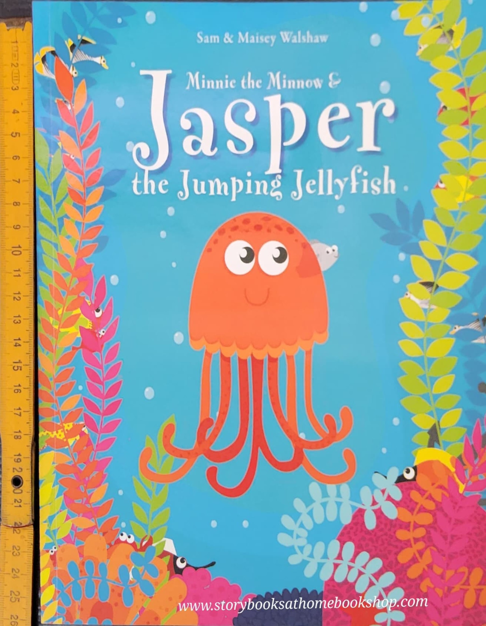 หนังสือนิทานปกอ่อน** 🍅🍓MINNIE THE MINOW&JASPER THE JUMPING JELLYFISH