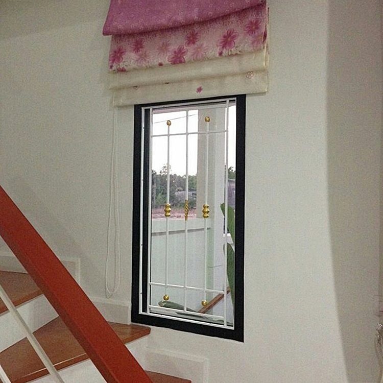 ผ้าม่านตาไก่ และ ผ้าม่านโปร่ง สีม่วง ลายดอกไม้