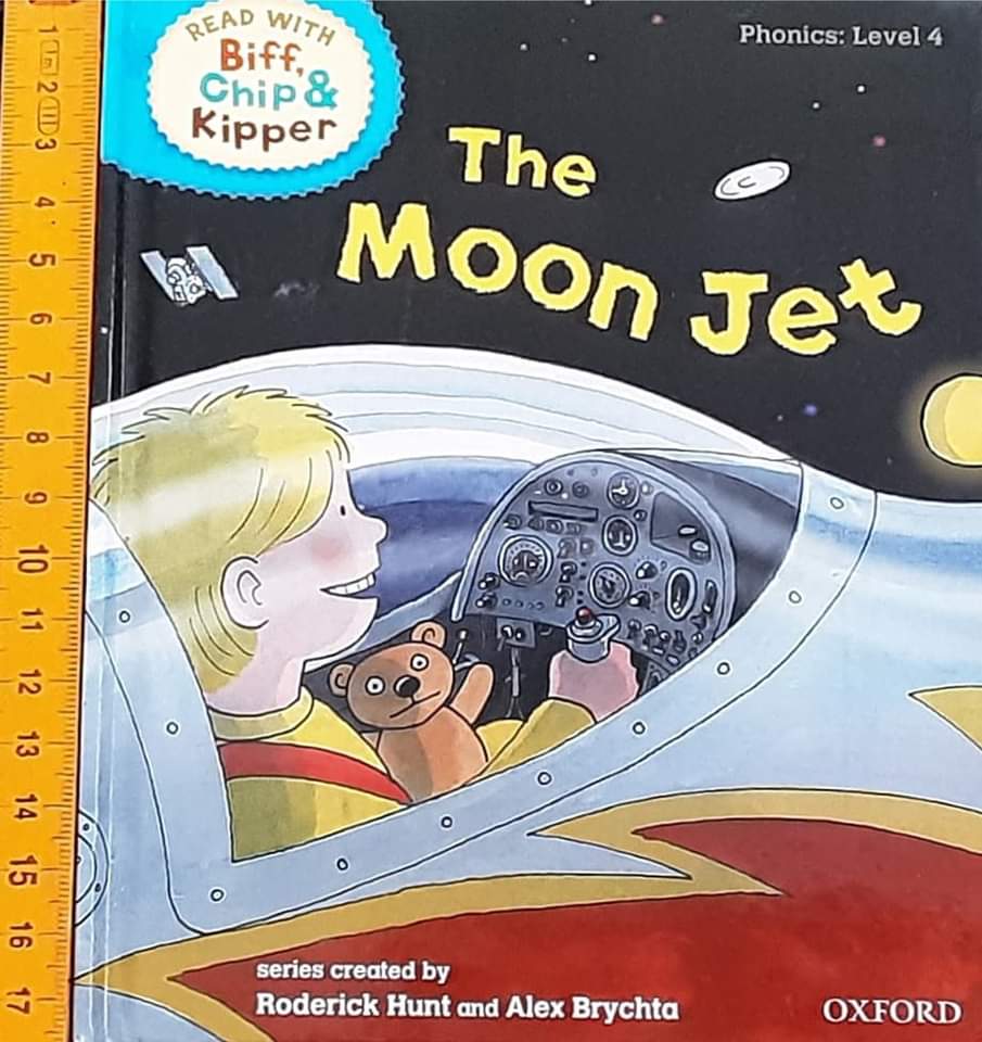 หนังสือนิทานปกแข็ง** 🍅🍅READ WITH BIFF,CHIP&KIPPER: THE MOON JET PHONICS LEVEL4