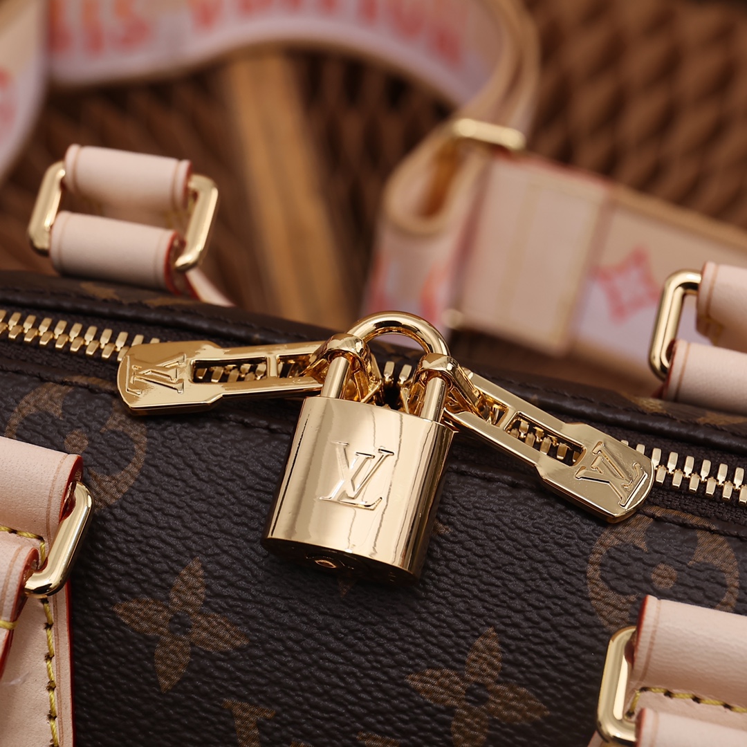 [Pre-order]กระเป๋าสะพาย Louis Vuitton Speedy Monogram Bandoulière 20- M46594 งานคุณภาพที่ดีที่สุด