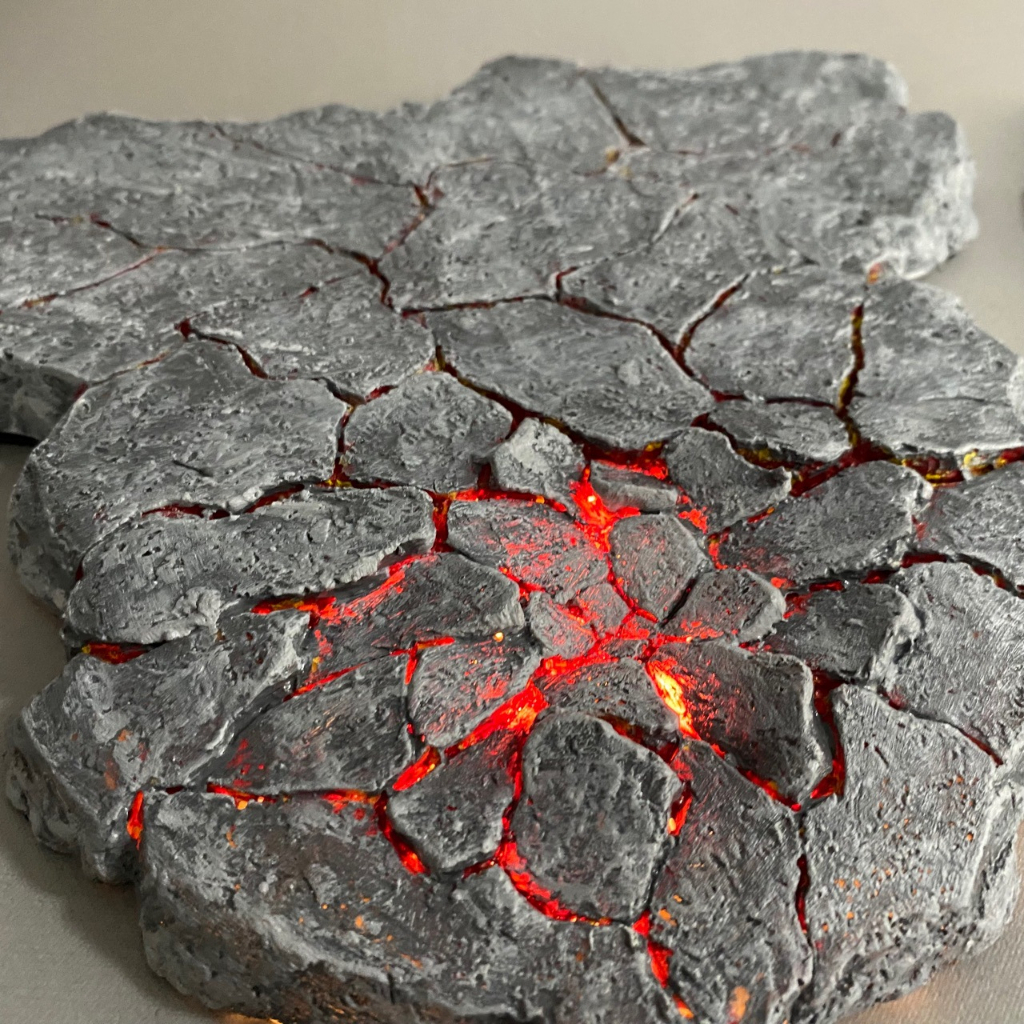 GK001ฉากพื้นหิน (มีไฟ) ไดโมราม่า ฐานวางโมเดล ฟิกเกอร์ งานฉาก งานเรซิ่น GK Resin Diorama ground Model Figure