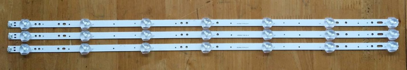 หลอดแบล็คไลท์ 7 LED หลอดแปลง/หลอดทดแทน ใช้กับจอ 29-32นิ้ว ลงได้หลายรุ่น/หลายยี่ห้อ หลอดใช้ไฟ 2.4 ถึง 3 โวลท์