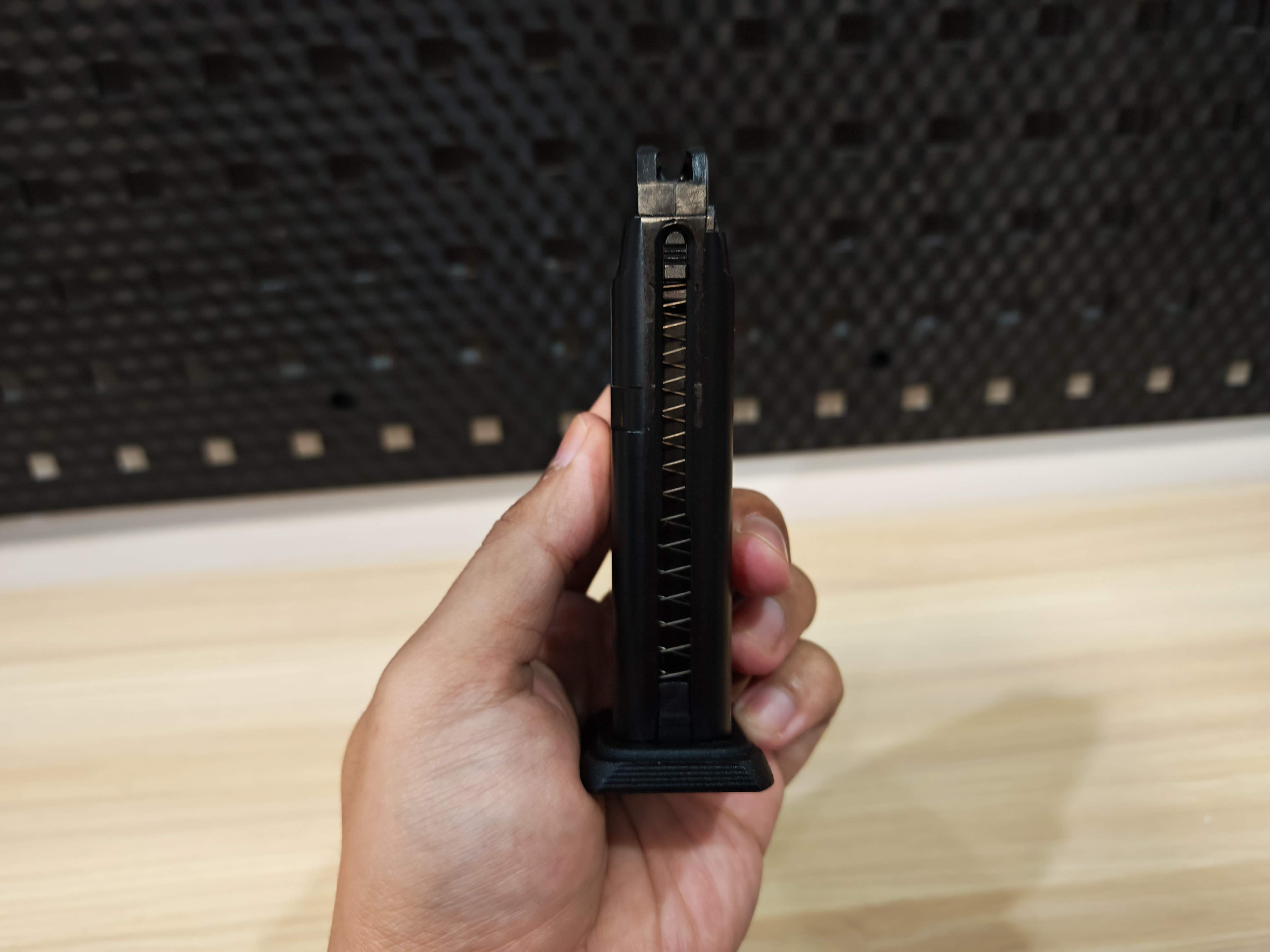 EMG SAI BLU Glock19 G19 COMPACT GBB BB Gun บีบีกัน แบบแก๊ส ปืนอัดลม มือสอง Airsoft Gun