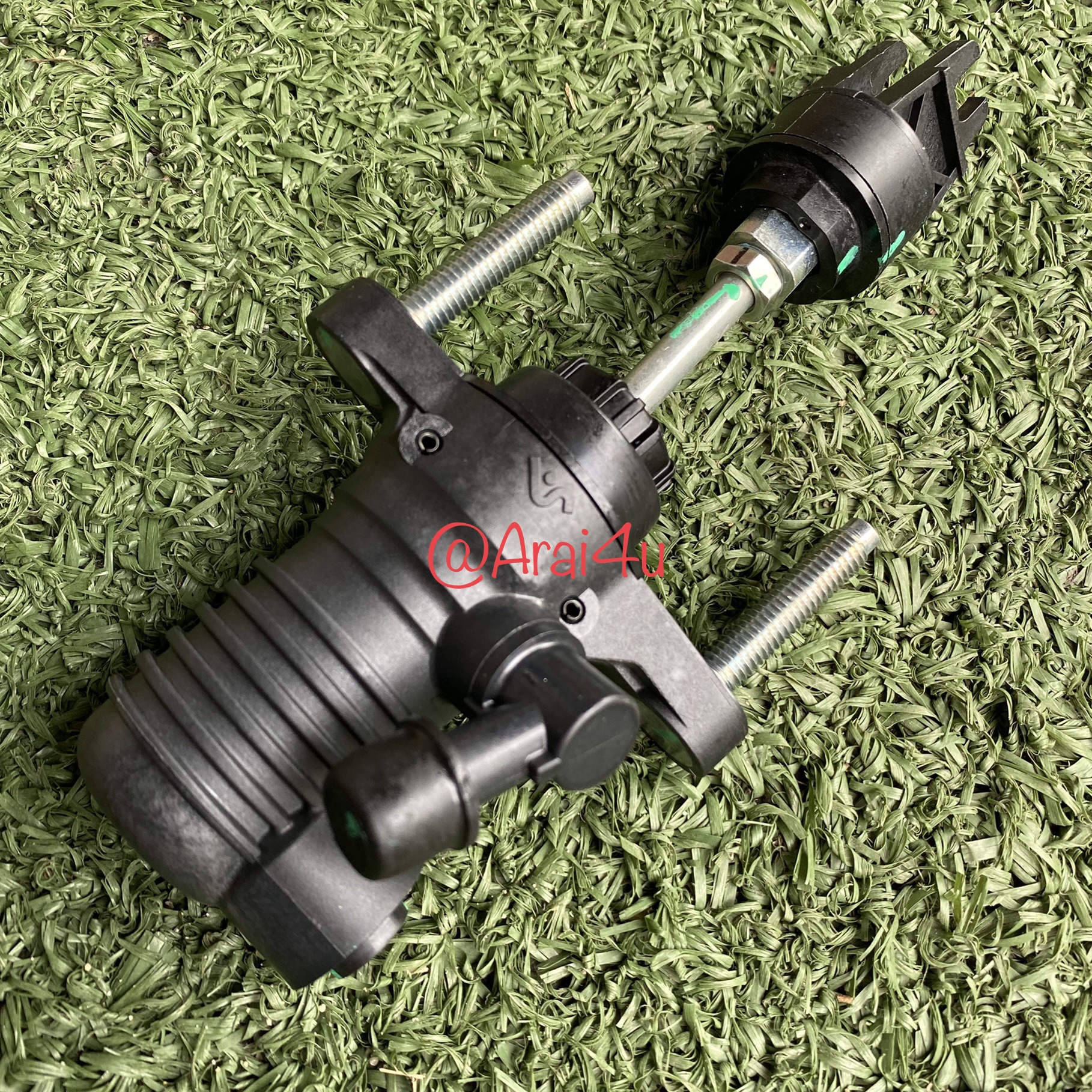 แม่ปั้มคลัทซ์บน TOYOTA REVO 2.4 แท้ (31420-0K070)