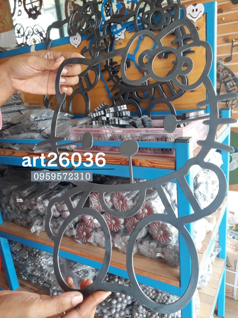 เหล็กดัดสำเร็จรูป ลายคิตตี้ชมพู สั่งทำพิเศษ ราคาต่อตัว