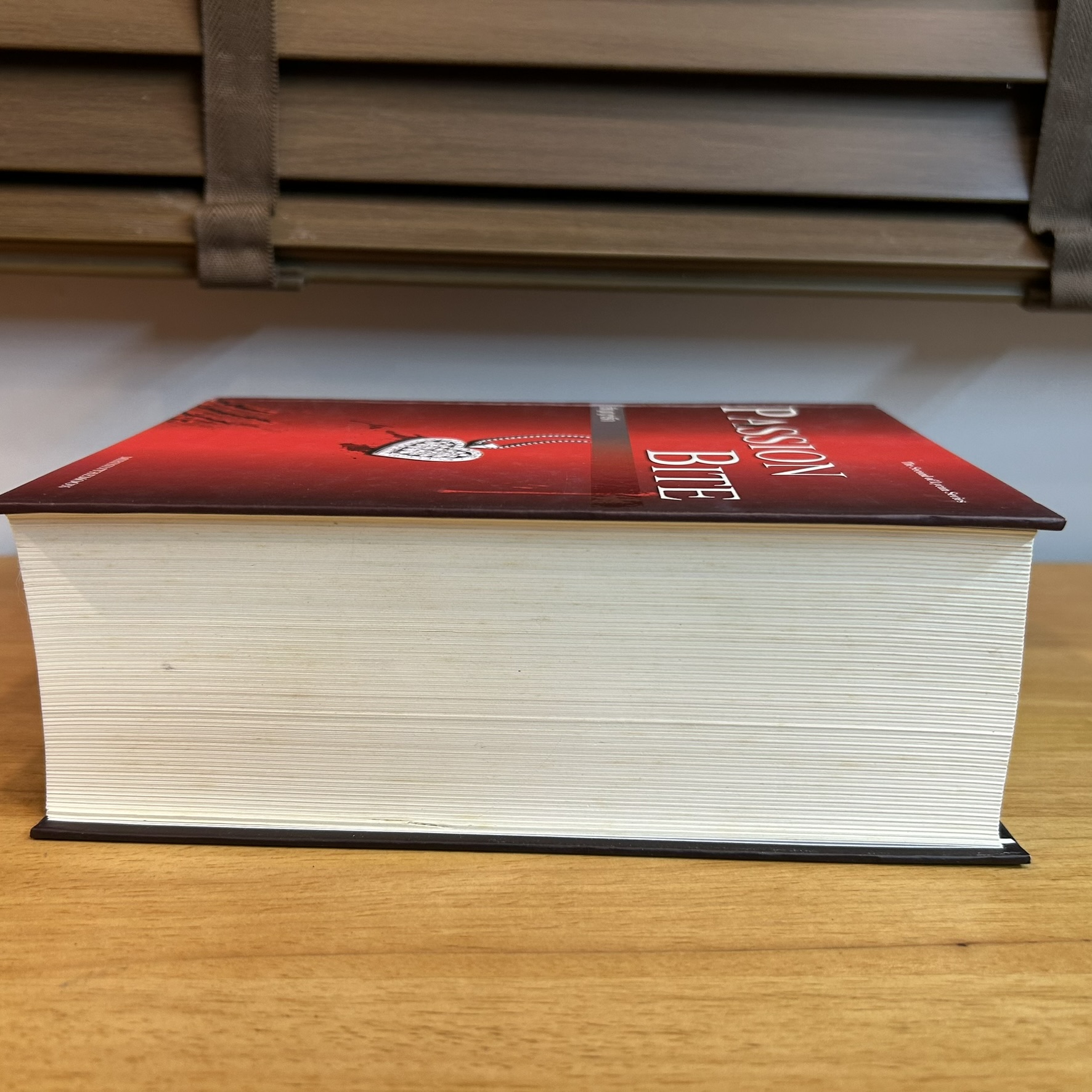 สัญญารัก Passion Bite (The Second of Lycan Series) ... Mirininthemoon (มือสอง) นิยาย โรแมนติก ทำมือ