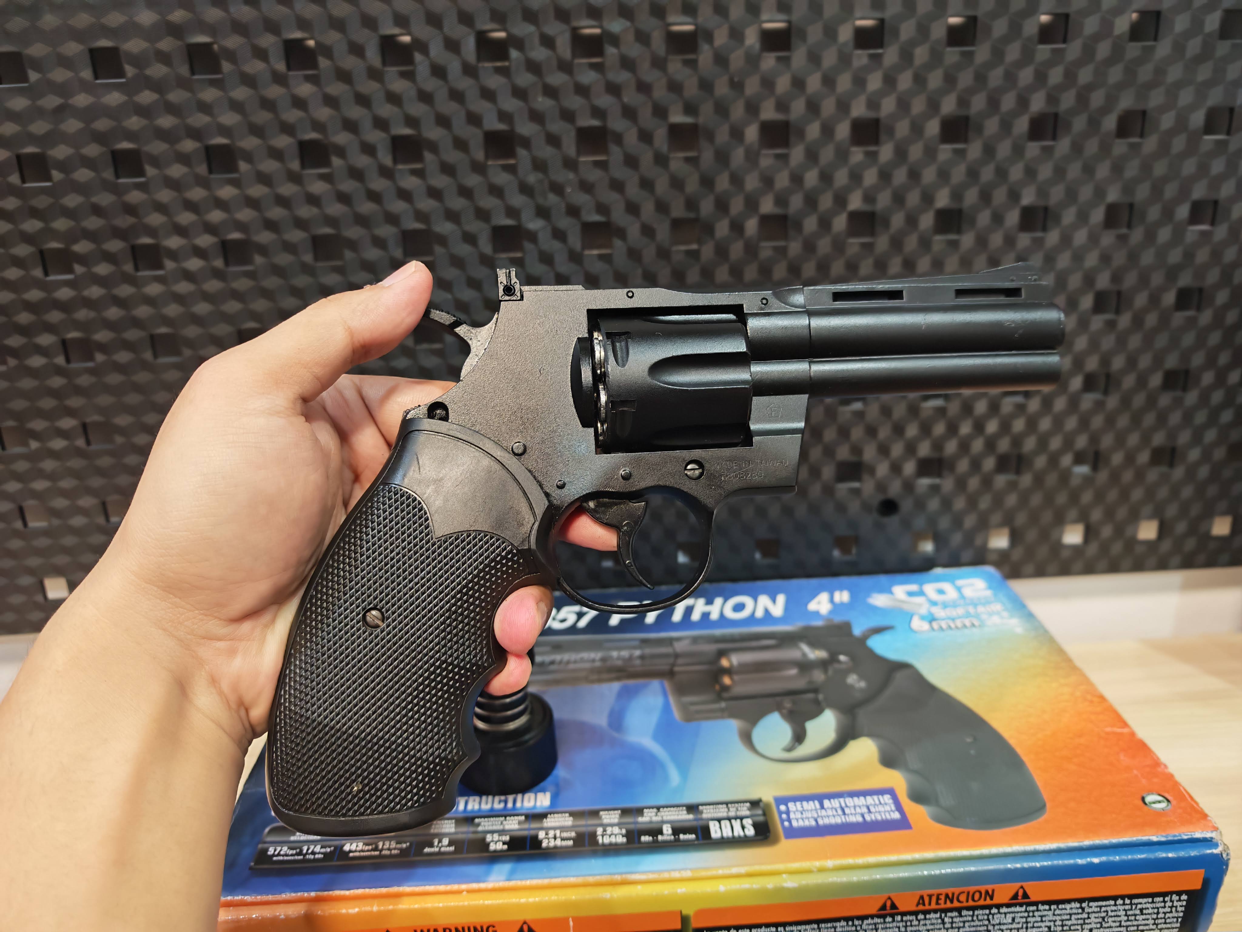 Python Full Metal .357 Magnum High Power Airsoft CO2 Revolver by Cybergun BB Gun บีบีกัน Airsoft Gun ปืนอัดลม ปืนสั้นแก๊ส มือสอง