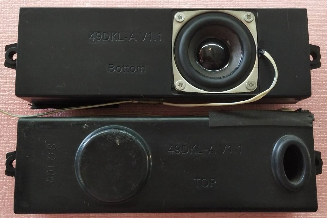 ลำโพงทีวี เวิร์ลเทค WORLDTECH ของแท้มือสองถอดจากเครื่อง รุ่นWT-LED5001 8โอมห์ 10วัตต์