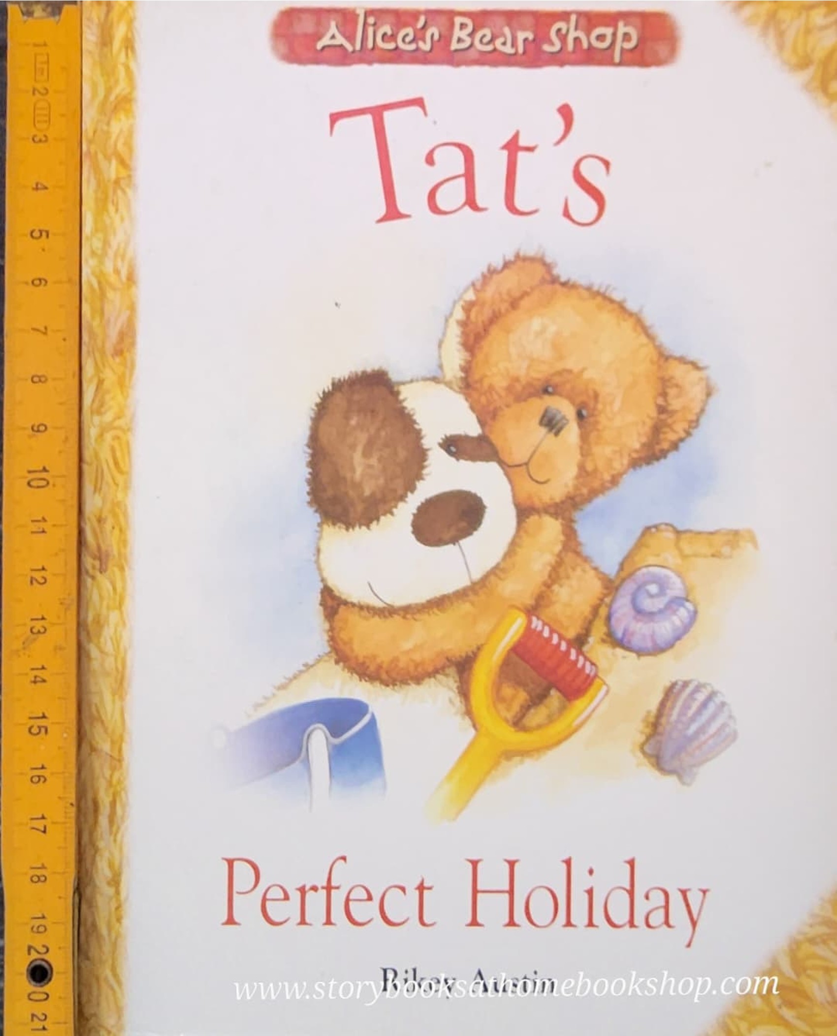 หนังสือนิทานปกแข็ง** ♥️ALICE'S BEAR SHOP: TAT'S PERFECT HOLIDAY BY RIKEY AUSTIN