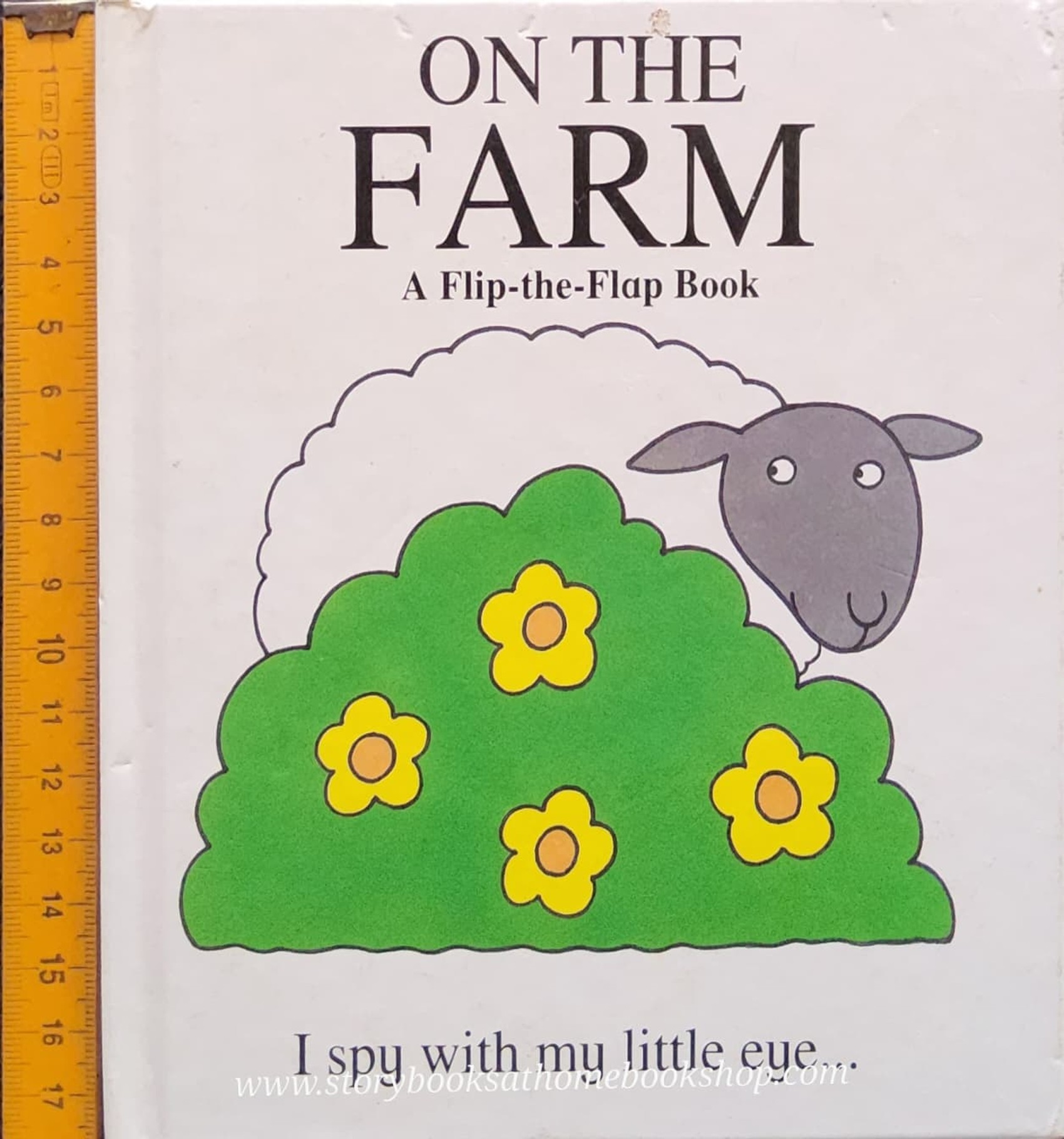 หนังสือนิทานปกแข็ง FLAP BOOK** 🍅🍓ON THE FARM: I SPY WITH MY LITTLE EYE..