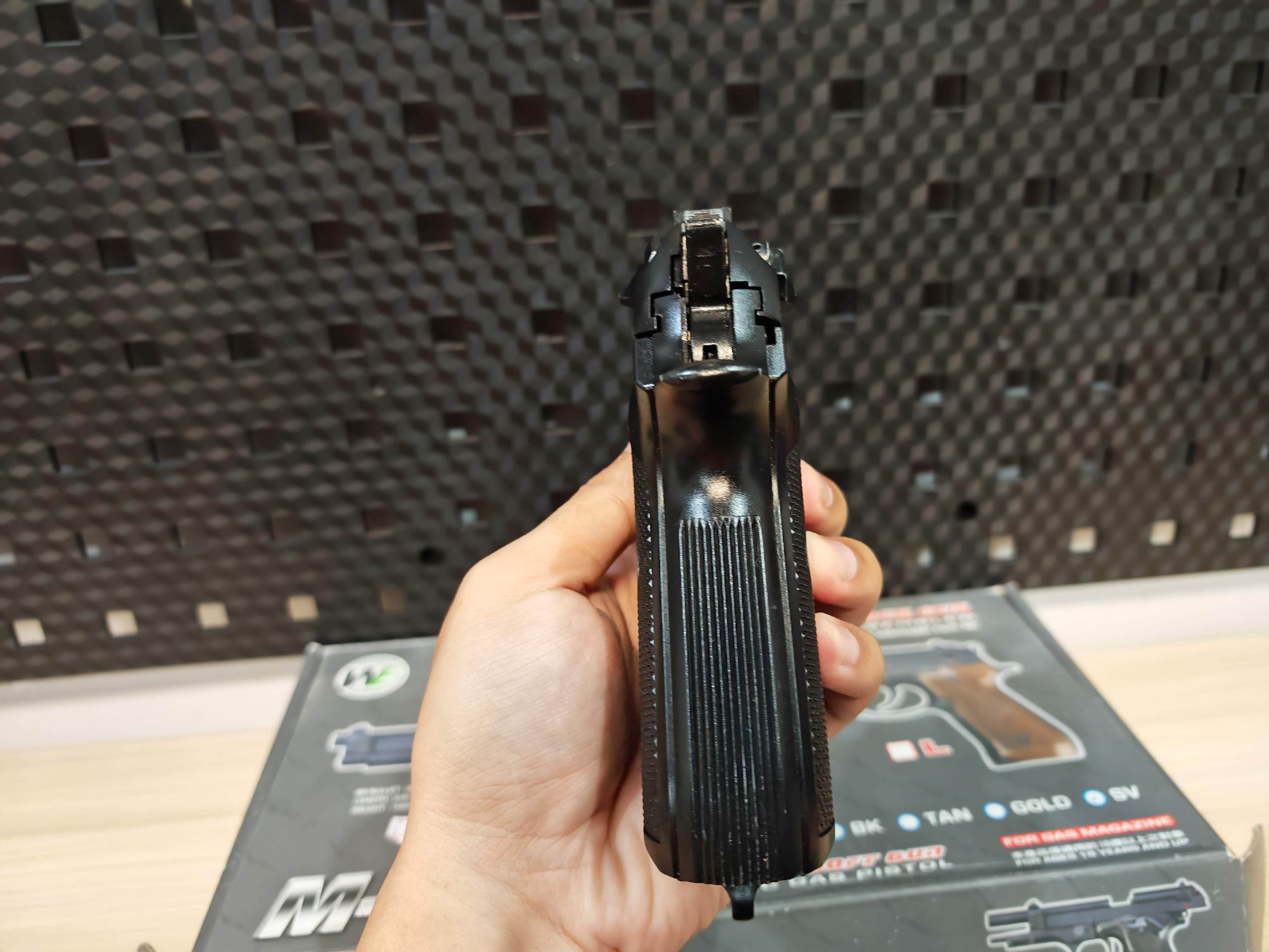 WE Beretta M92 Semi Version GBB ไต้หวัน BB Gun บีบีกัน แบบแก๊ส ปืนอัดลม มือสอง Airsoft Gun