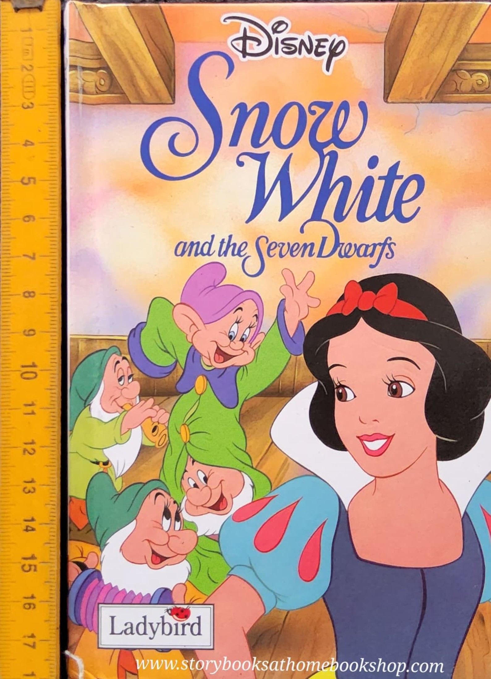 หนังสือนิทานปกแข็ง** 🍅🍓Disney Snow White and the Seven Dwarfts