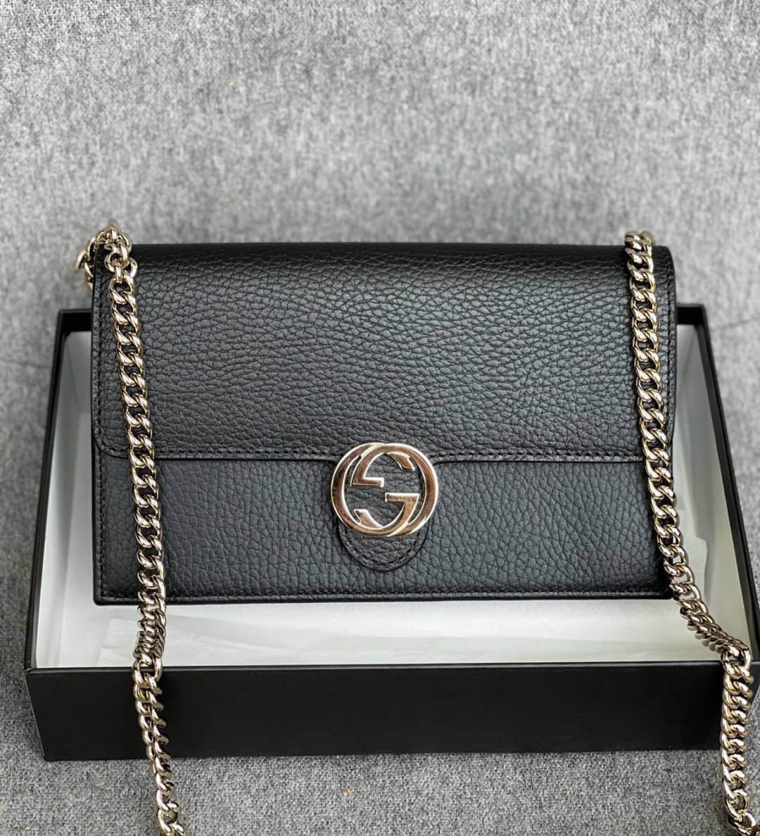 New GUCCI GG Interlocking wallet on chain (WOC)