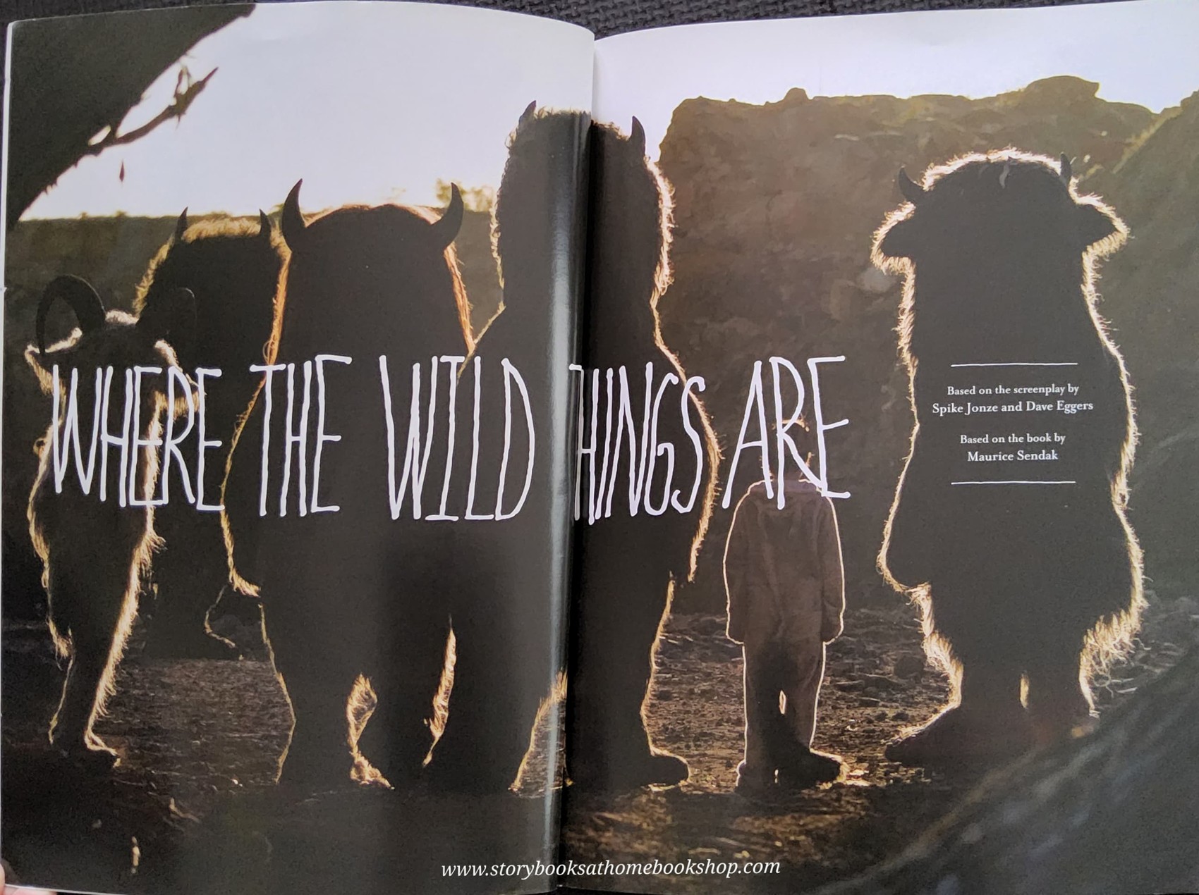 หนังสือแนะนำ** **หนังสือนิทานปกอ่อน** 🍅🍓 WHERE THE WILD THINGS ARE (THE MOVIE STORYBOOK)