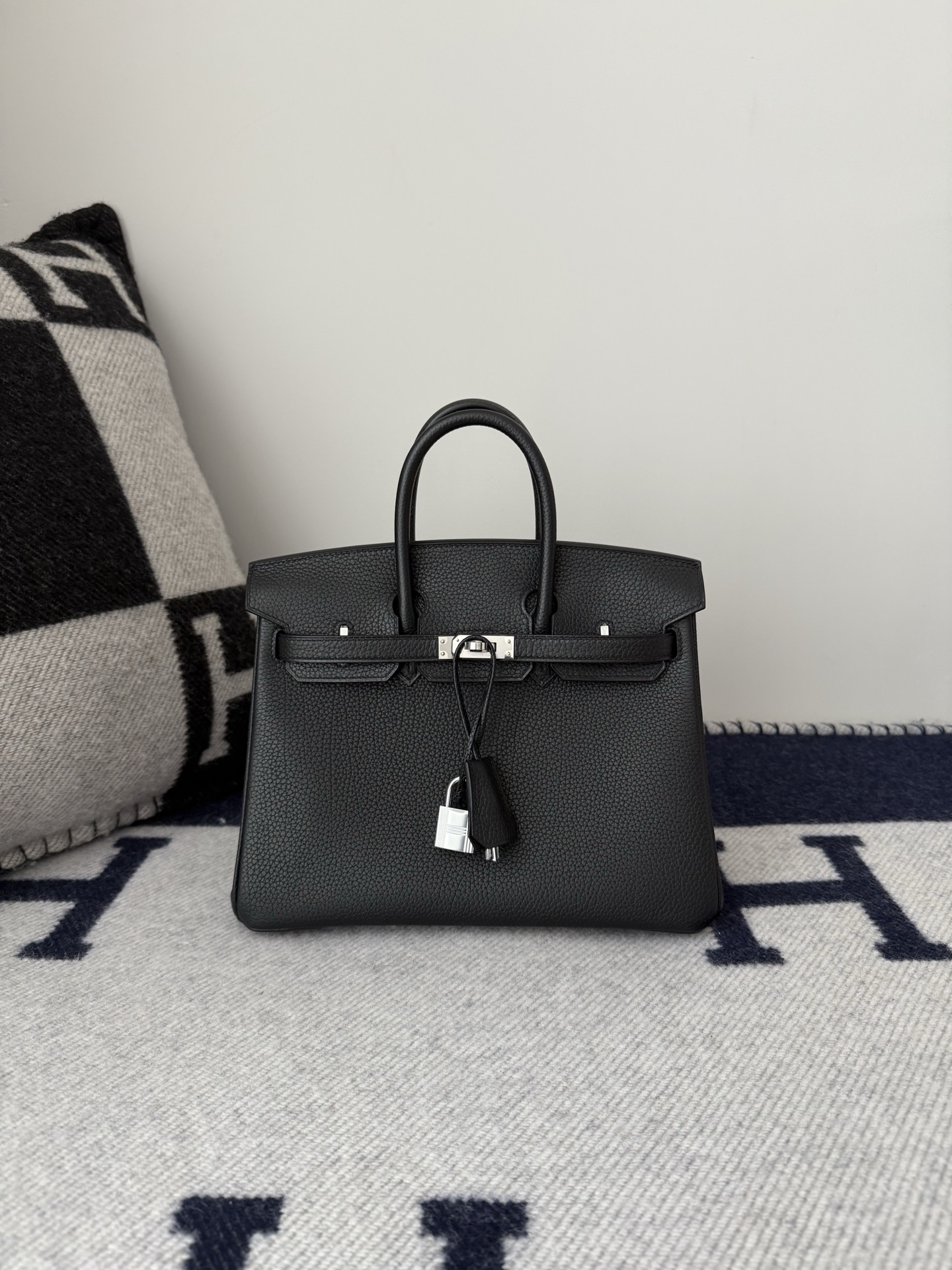 [สินค้าพร้อมส่ง] Hermes Birkin 25 Togo Black noir Palladium Hardware Original Leather งาน full handmade 100% คุณภาพ VIP เกรดดีที่สุด