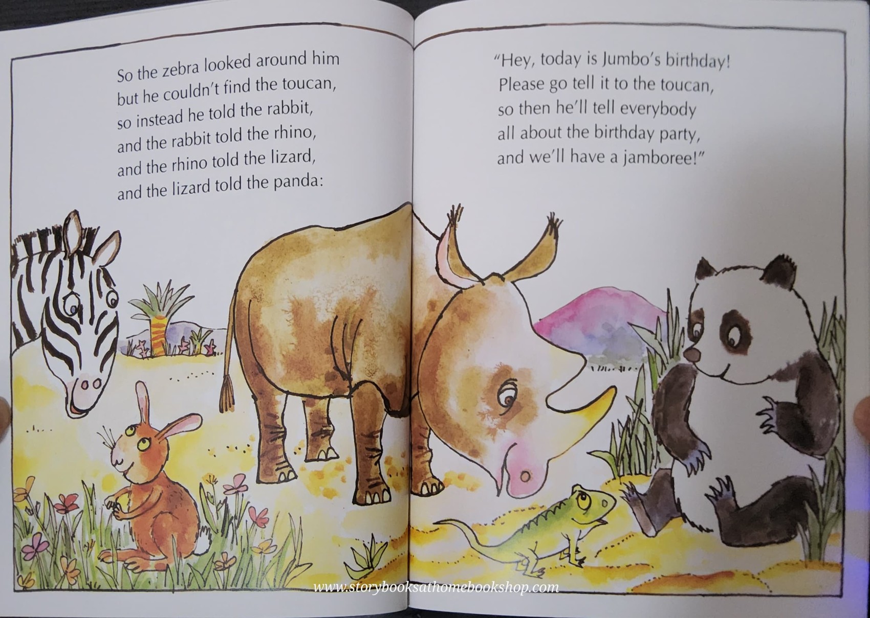 หนังสือนิทานปกอ่อน ** 🍅🍓GO TELL IT TO THE TOUCAH! BY COLIN WEST