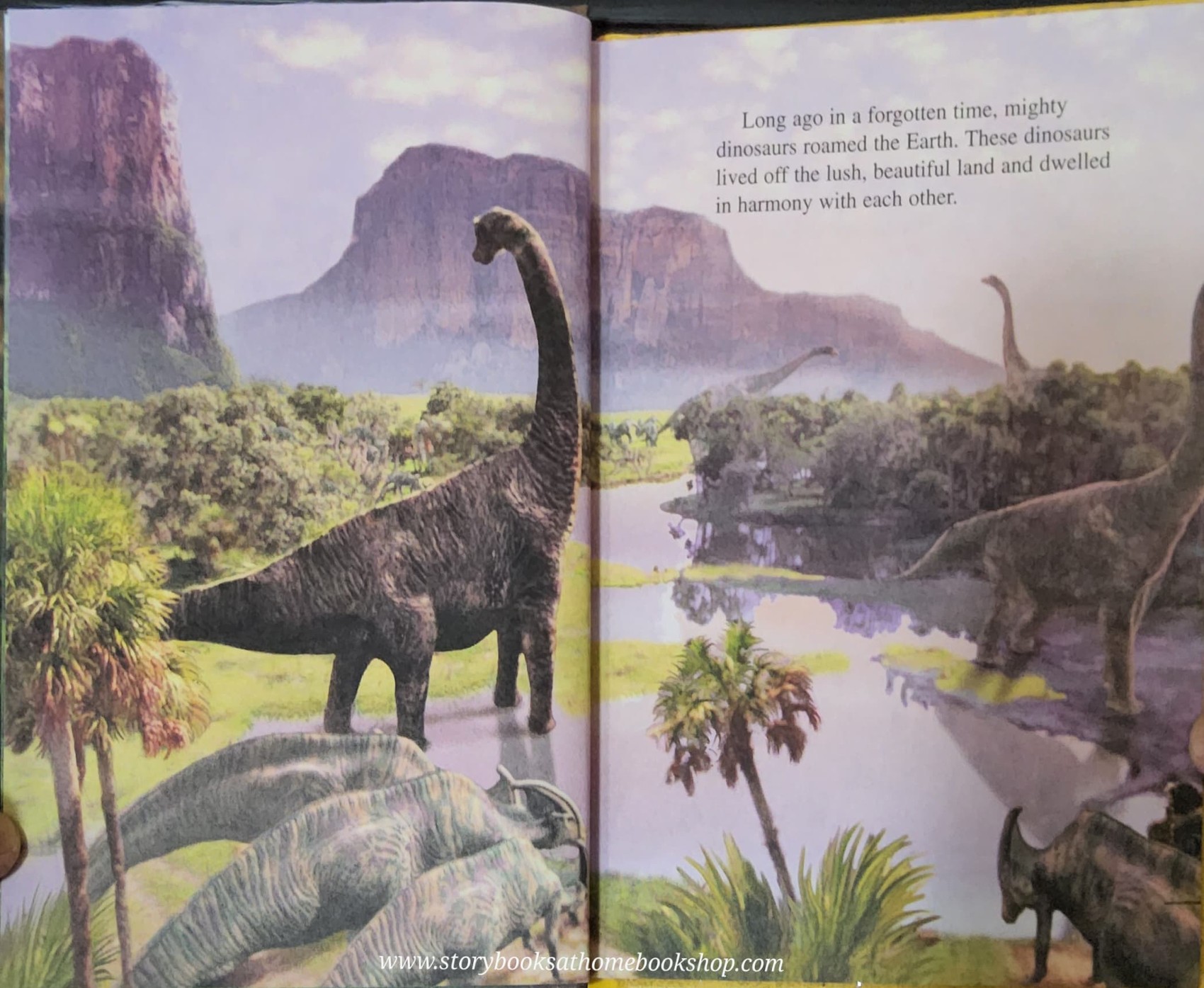 หนังสือนิทานปกแข็ง** 🍅🍓DISNEY DINOSAUR