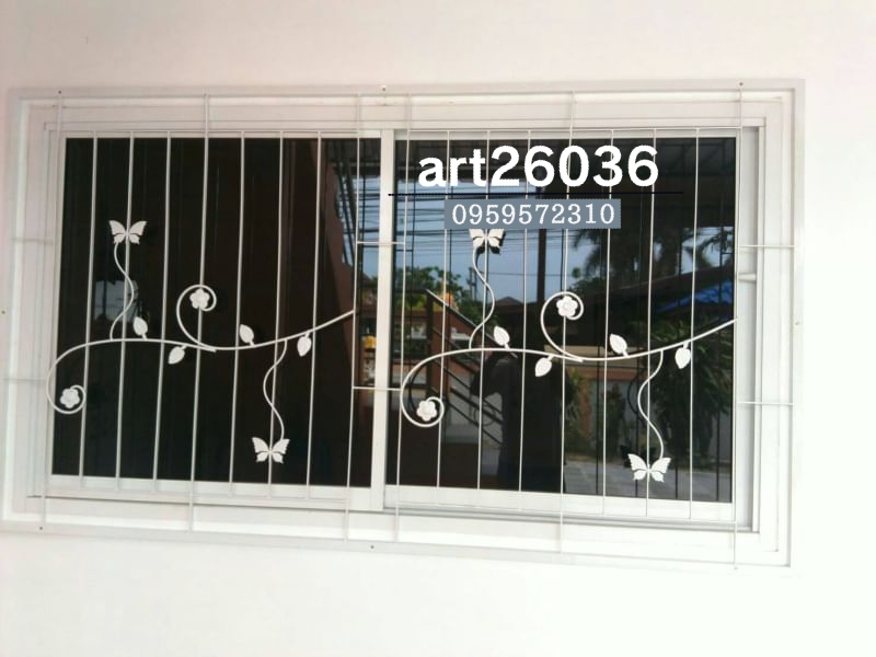 เหล็กดัด หน้าต่าง บานเลื่อน สีขาว สวยๆ