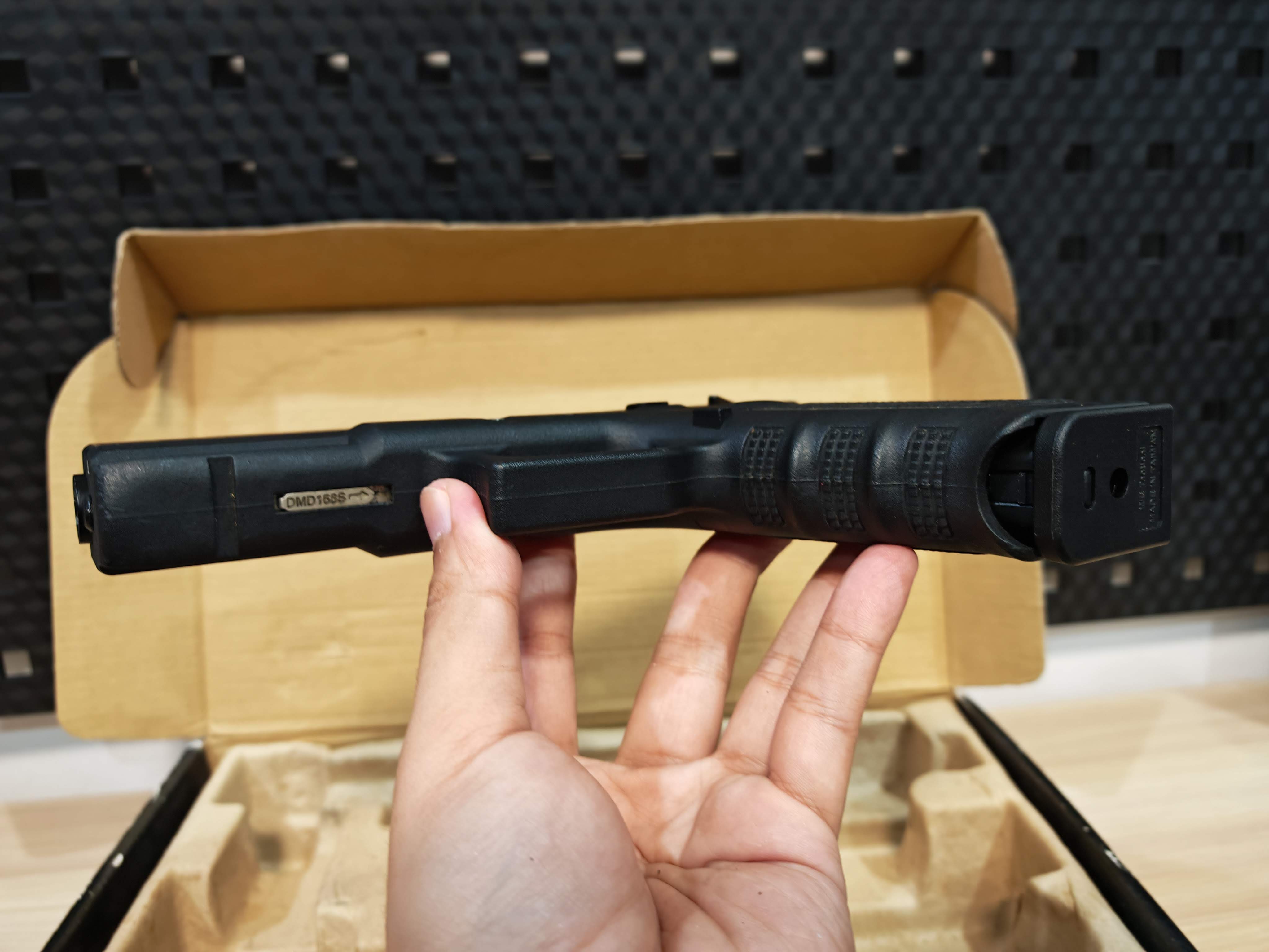 WE G18C Glock18C Gen3 Full-Auto ไต้หวัน GBB BB Gun บีบีกัน แบบแก๊ส ปืนอัดลม Airsoft Gun มือสอง