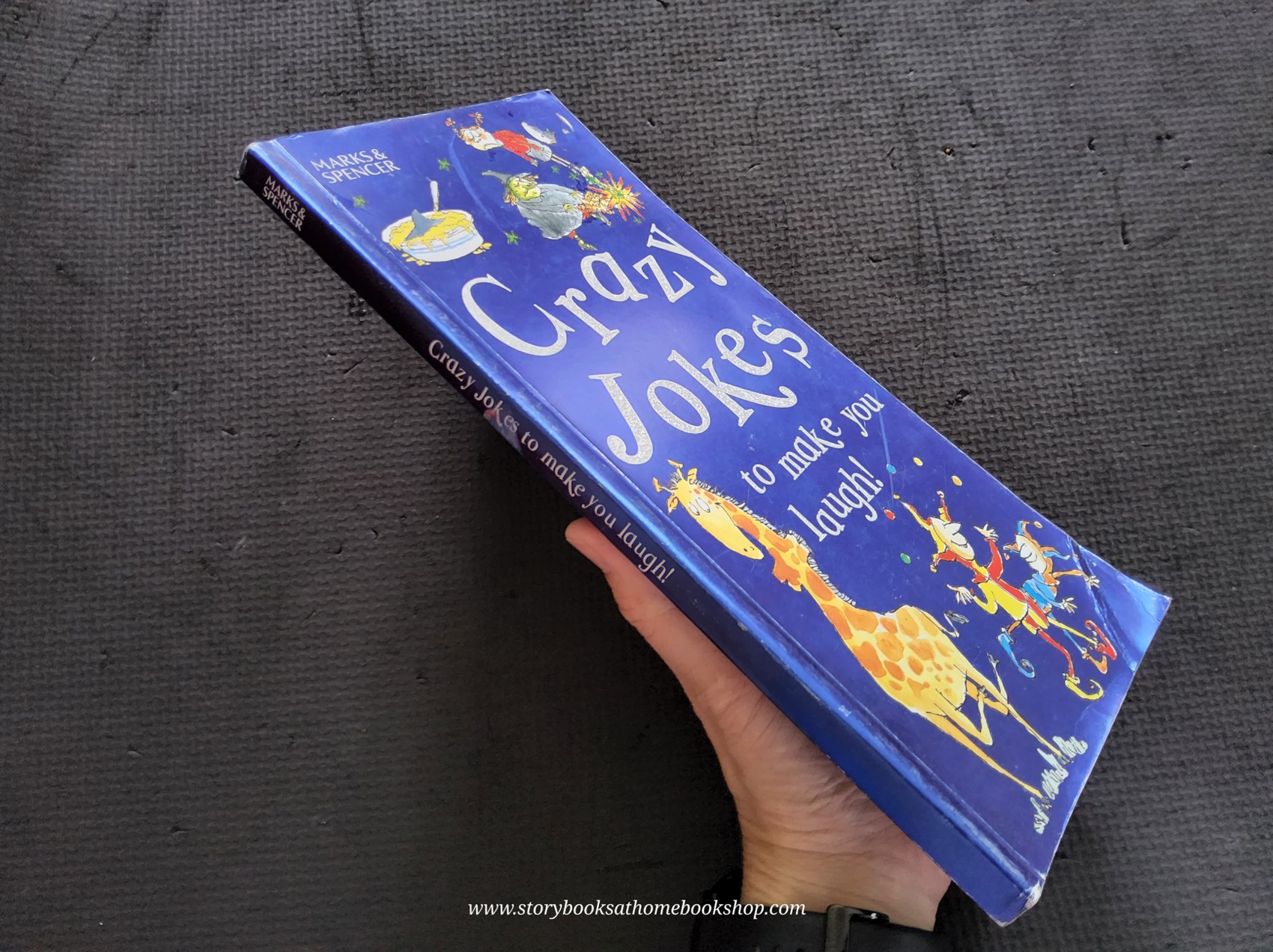 หนังสือนิทานปกอ่อน** 🍅🍓CRAZY JOKES TO MAKE YOU LAUGH!