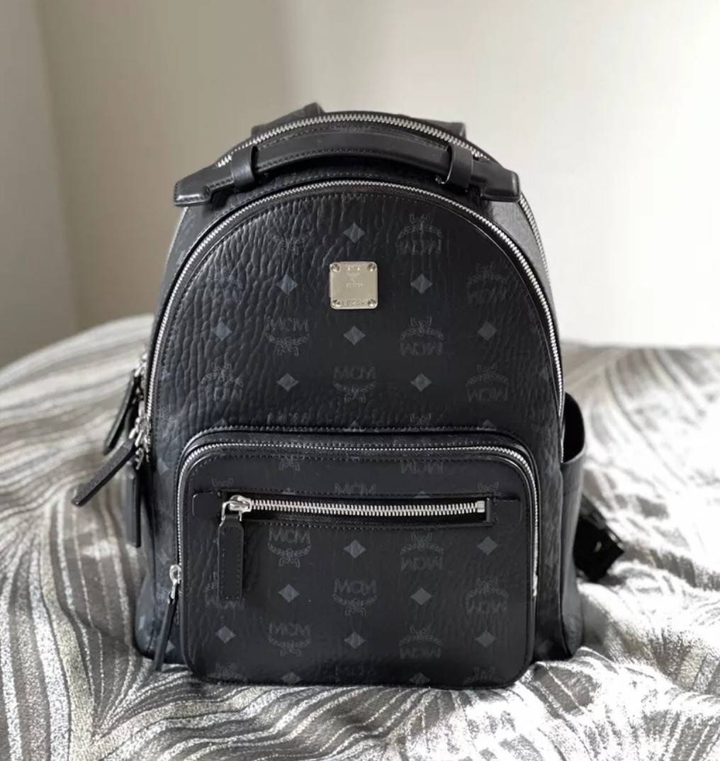 โปร New Mcm backpack small size รุ่น หายากมาก มีหูจับด้านบน