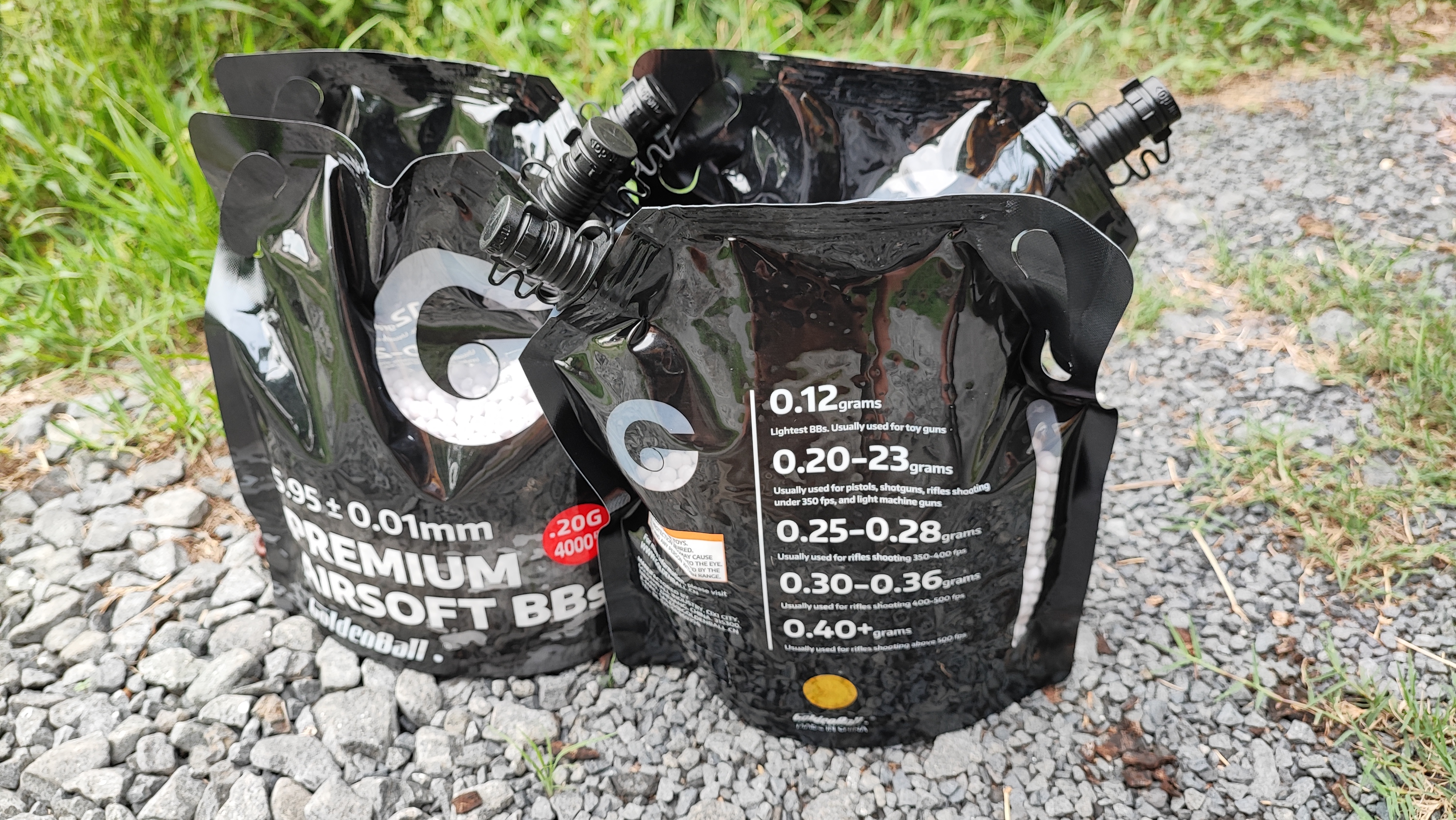 ลูกกระสุน GoldenBall Premium ถุงดำ 0.20g 6mm 4000นัด สำหรับ BB Gun Airsoft Gun บีบีกัน ทุกชนิด