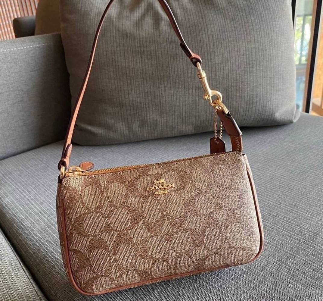 สีหายาก New Coach Nolita 19 in Signature Canvas พอชเล็ก 7.5" ลายC สีน้ำตาลอ่อน