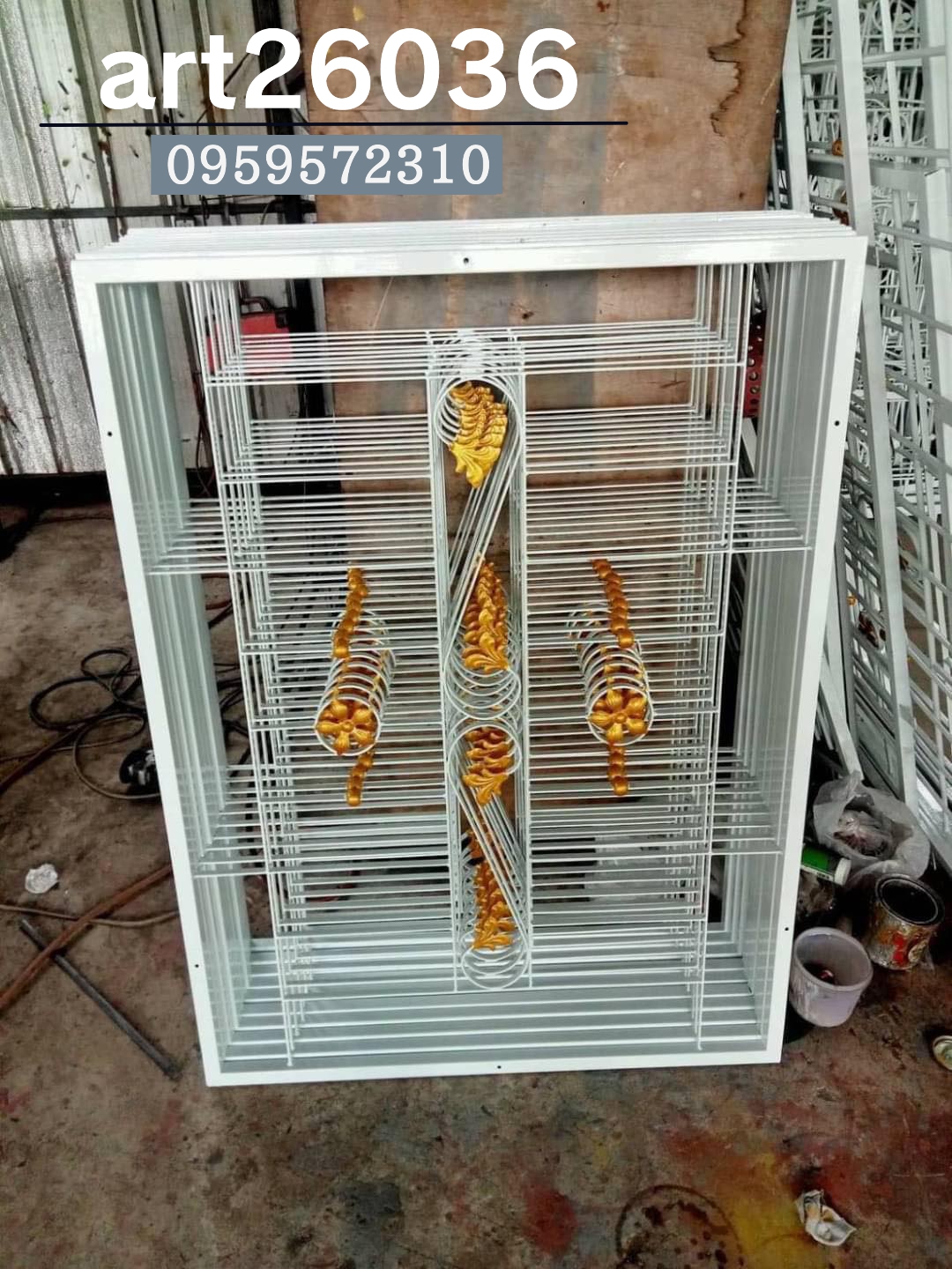 เหล็กดัดพร้อมมุ้งลวด ประตูและหน้าต่าง