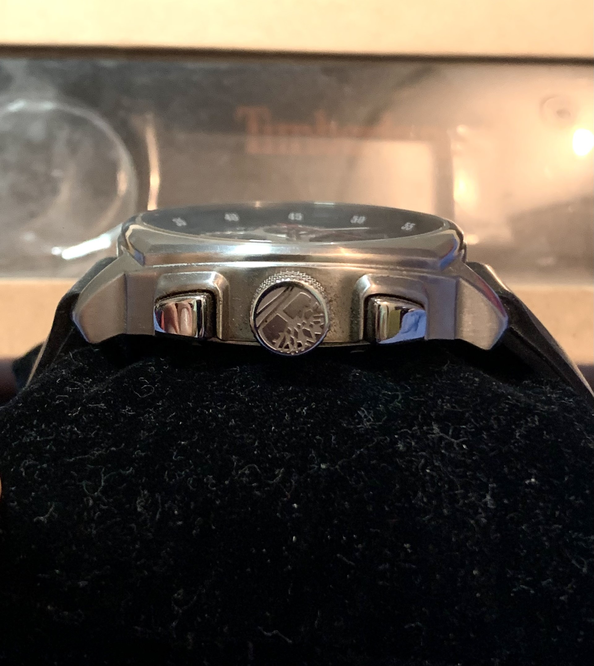 นาฬิกาข้อมือ ยี่ห้อ Timberland รุ่น QT-7121102 สวยดูดี.