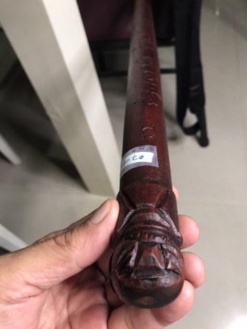 ไม้เท้าครูบาชัยยะวงศา เล่มนี้ ได้มาจากชาวกะเหรี่ยงท่านหนึ่ง ปัจจุบัน (ปี 2565) อายุ 80-90 ปีแล้ว ตอนที่ไปเอาไม้เท้านี้ เพื่อน ๆ เพื่อนบ้านคุณลุงท่านก็ไปเอาไม้เท้าที่บ้าน ของตัวเองให้ นำมารวม ๆ กัน จึงได้มา 5 เล่มในคราวเดียวกัน