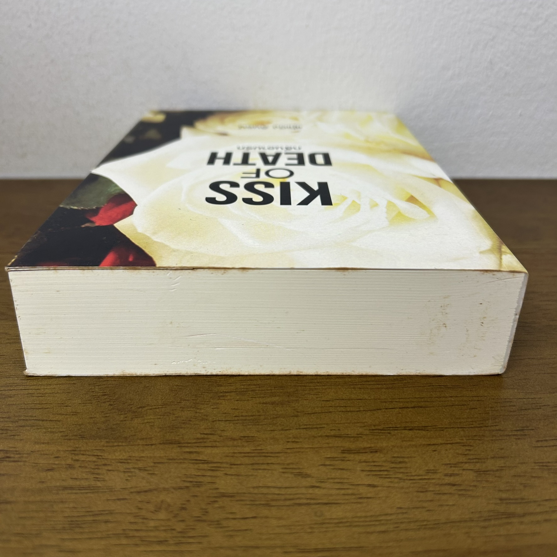 Kiss of Death กลิ่นอายรัก ... อินธน์ (มือสอง) นิยายรัก โรแมนติก ทำมือ