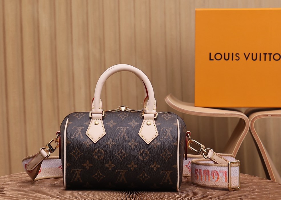 [Pre-order]กระเป๋าสะพาย Louis Vuitton Speedy Monogram Bandoulière 20- M46594 งานคุณภาพที่ดีที่สุด