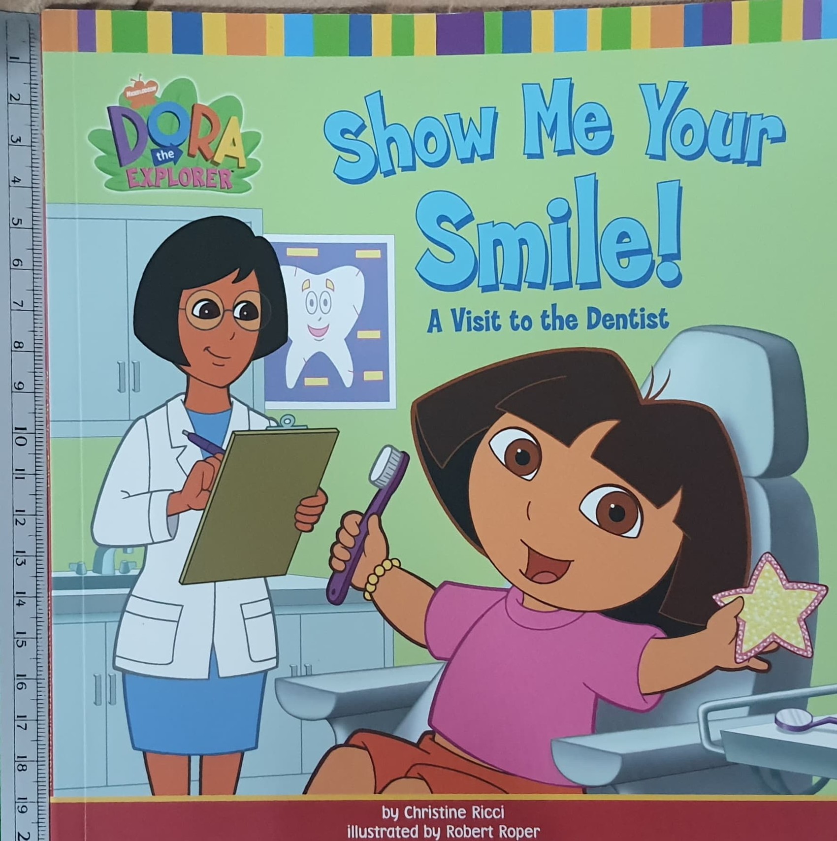 หนังสือนิทานปกอ่อน** 🍅🍓Dora THE EXPLORER: SHOW ME YOUR SMILE